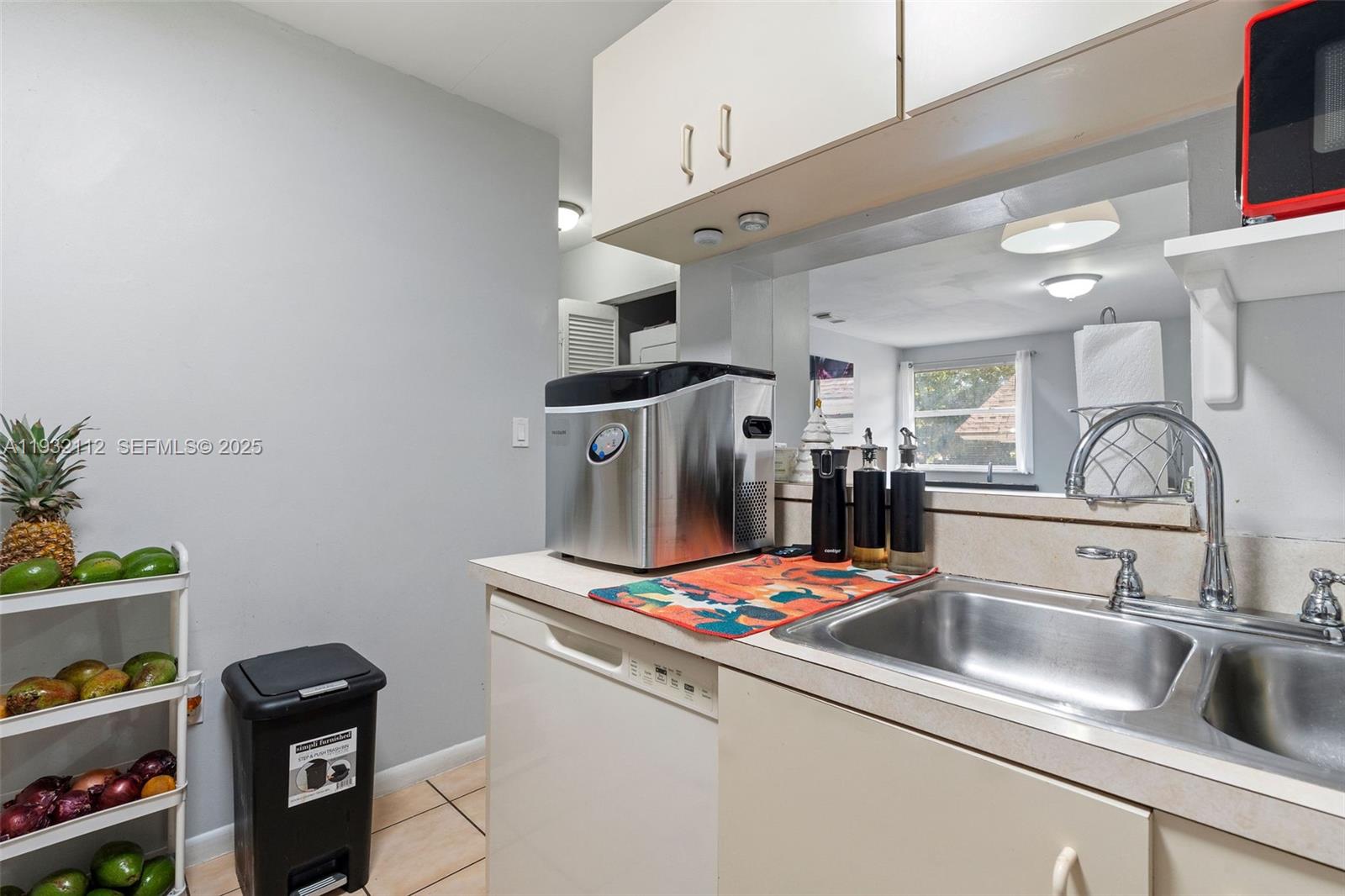GREENTREE CONDO II - Residential Lease