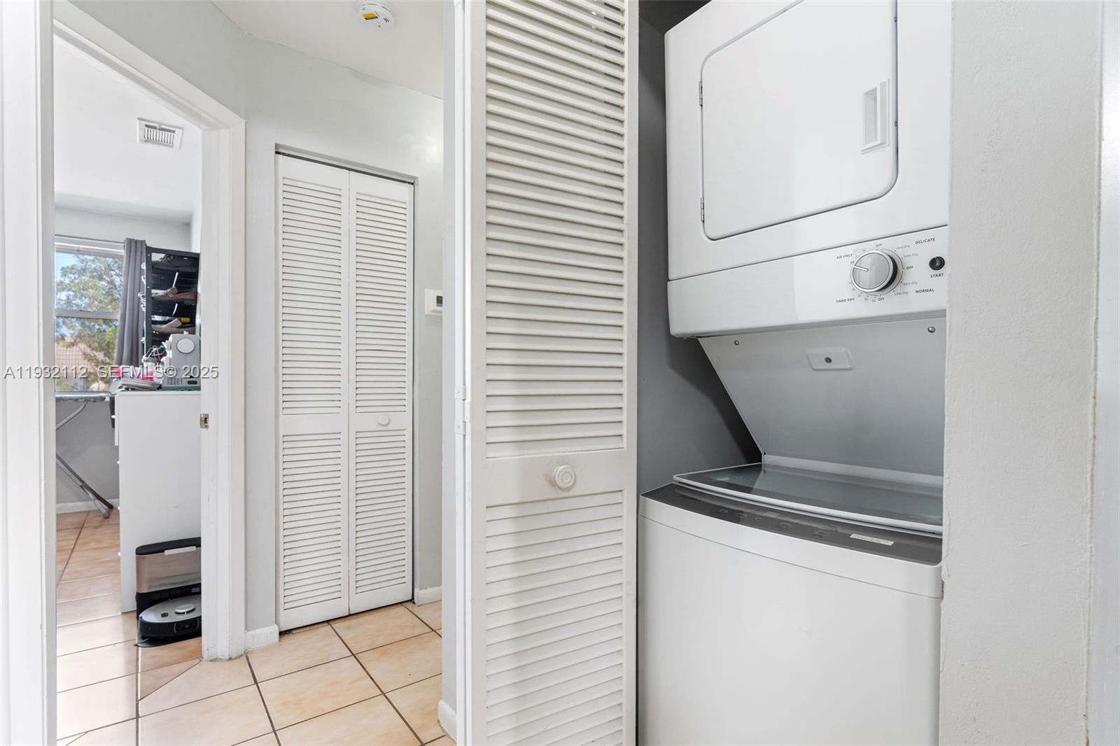 GREENTREE CONDO II - Residential Lease