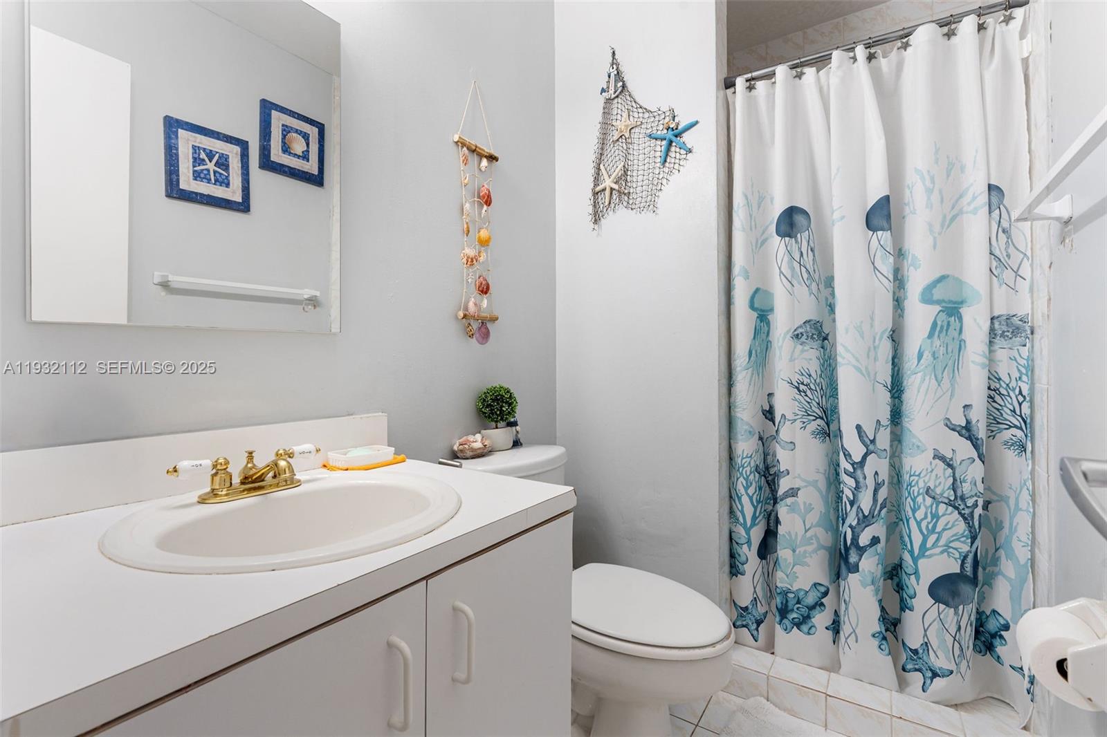 GREENTREE CONDO II - Residential Lease
