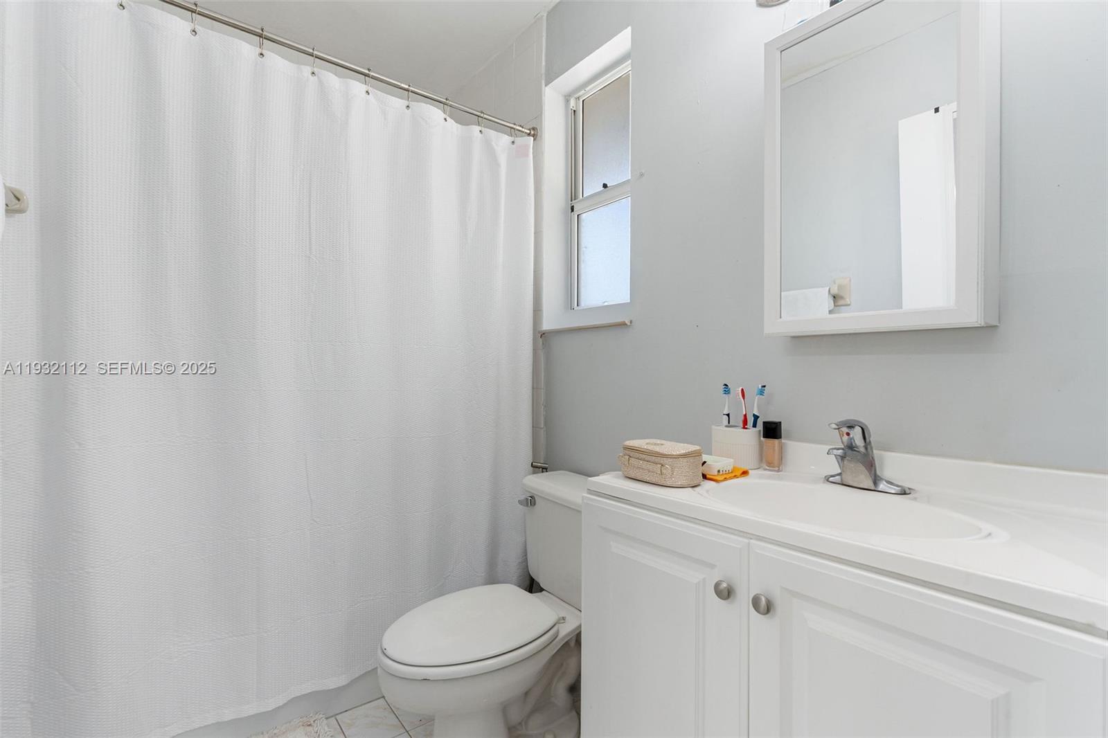 GREENTREE CONDO II - Residential Lease