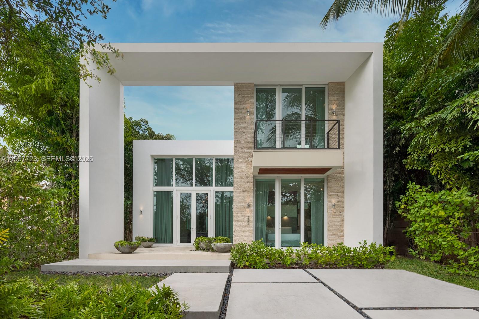 SURPRISE LAKE - Residential