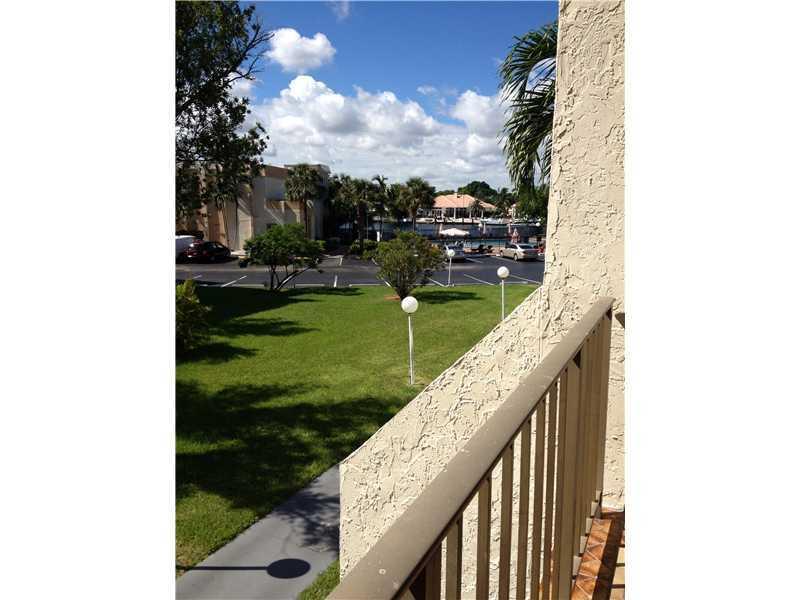 DE SOTO PARK CONDO - Residential Lease