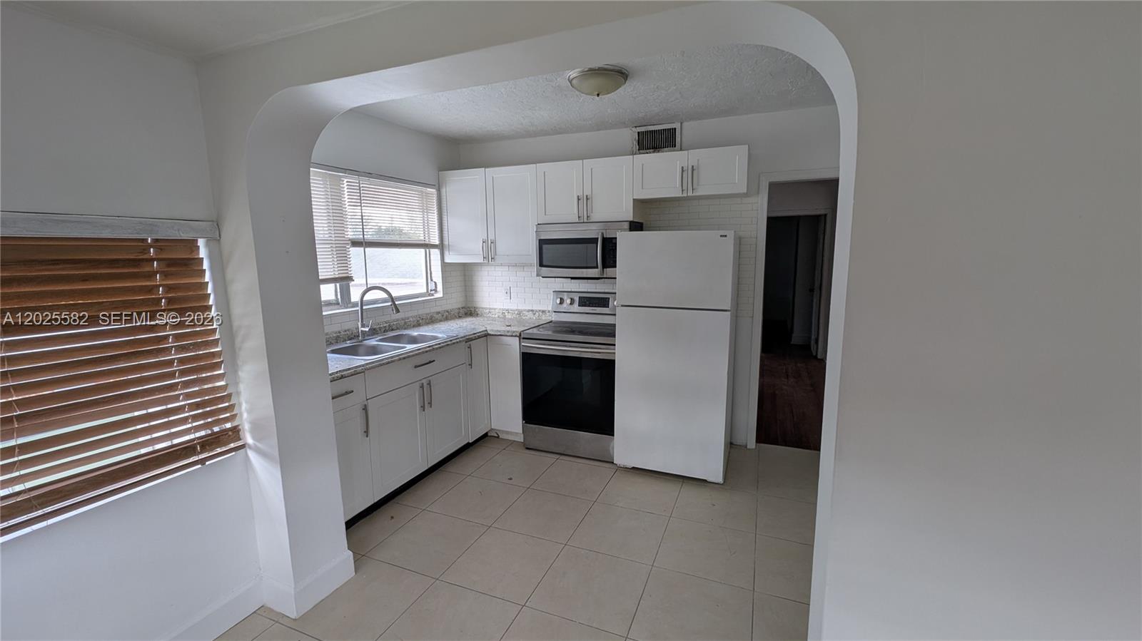 ATLANTIC SHORES DIXIE HIG - Residential Lease