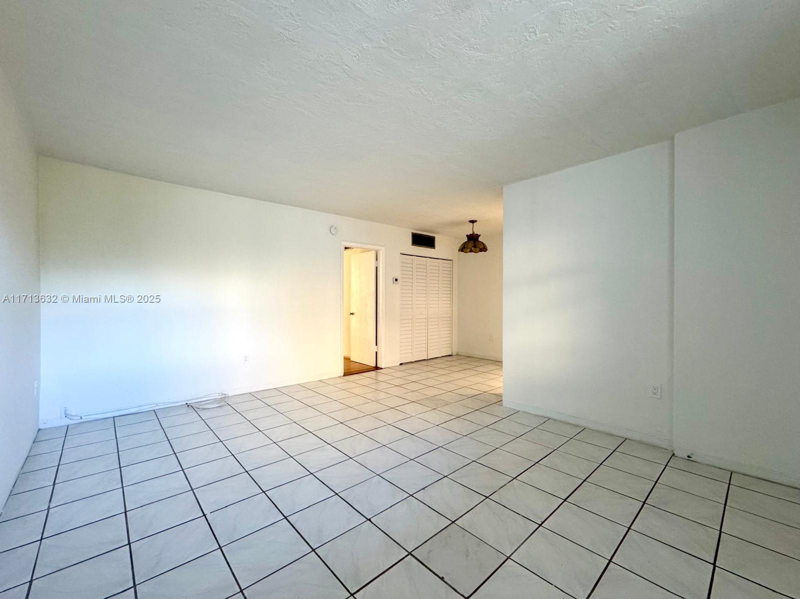 1475 TERRA TOWERS CONDO - Residential Lease