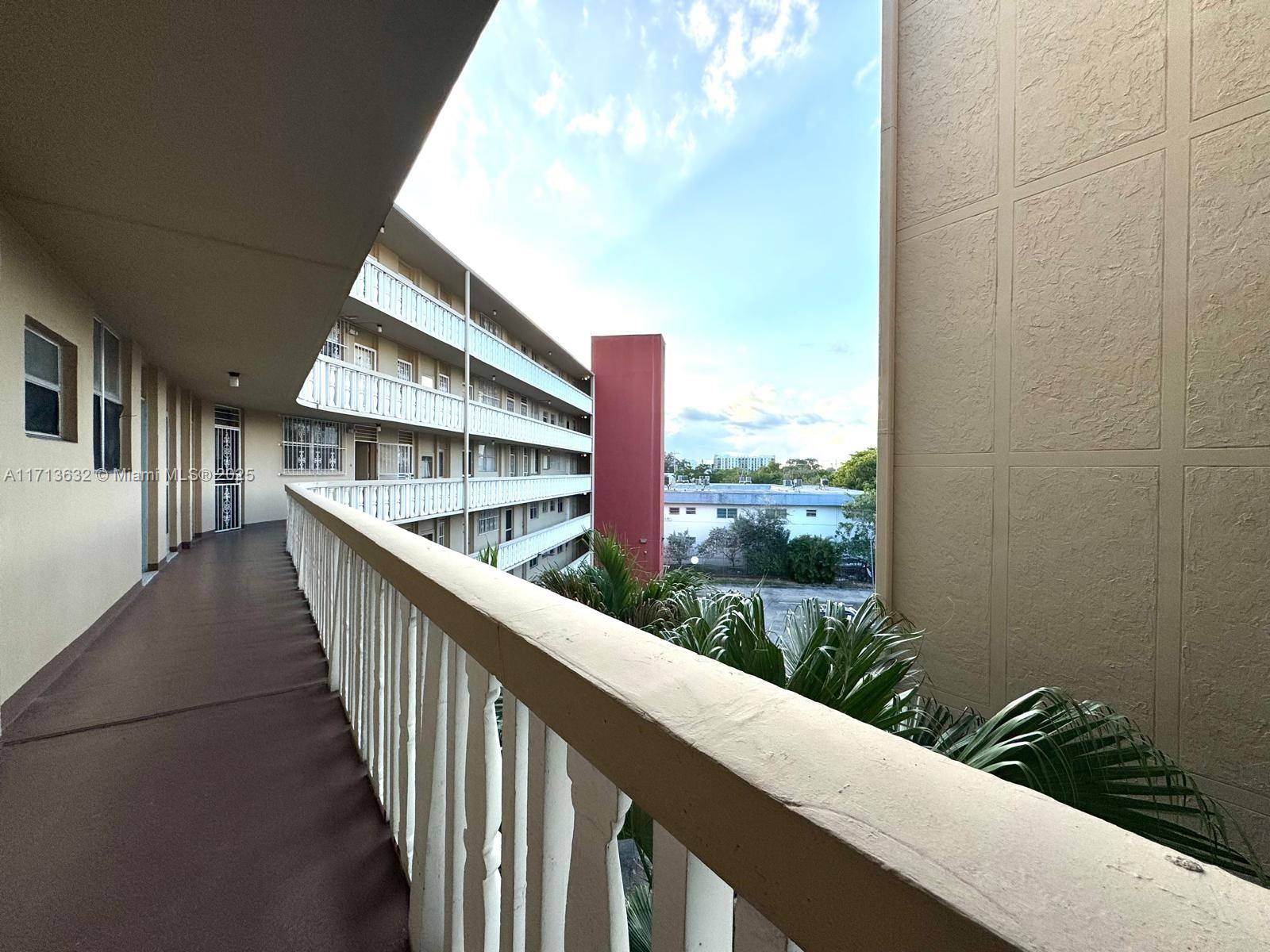 1475 TERRA TOWERS CONDO - Residential Lease