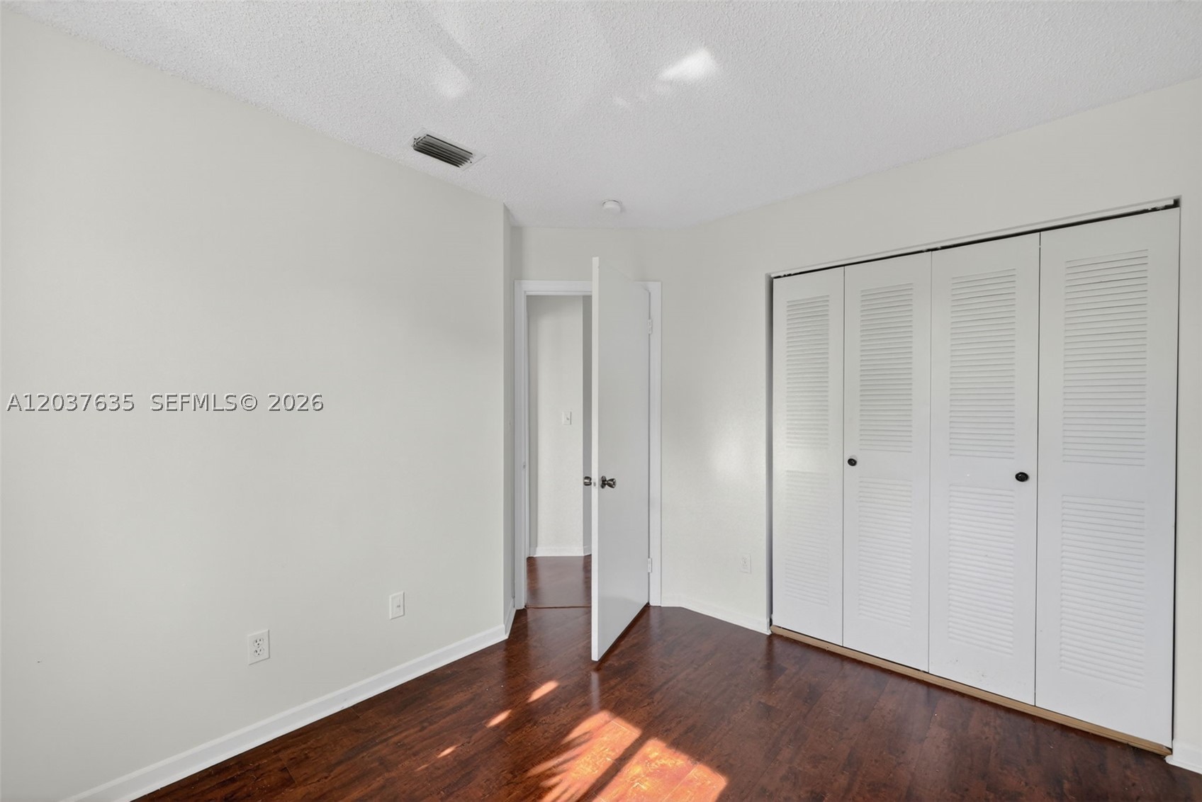 WEITZER SERENA LAKES TOWN - Residential