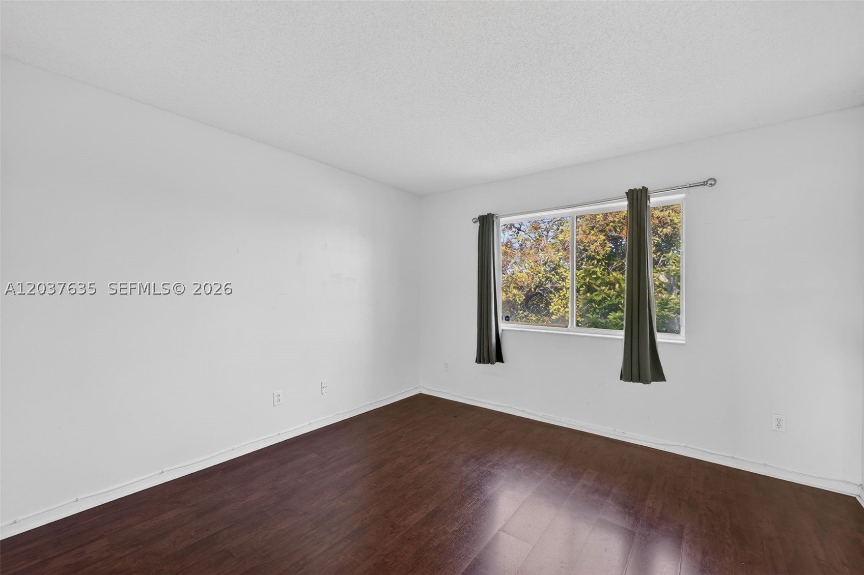 WEITZER SERENA LAKES TOWN - Residential