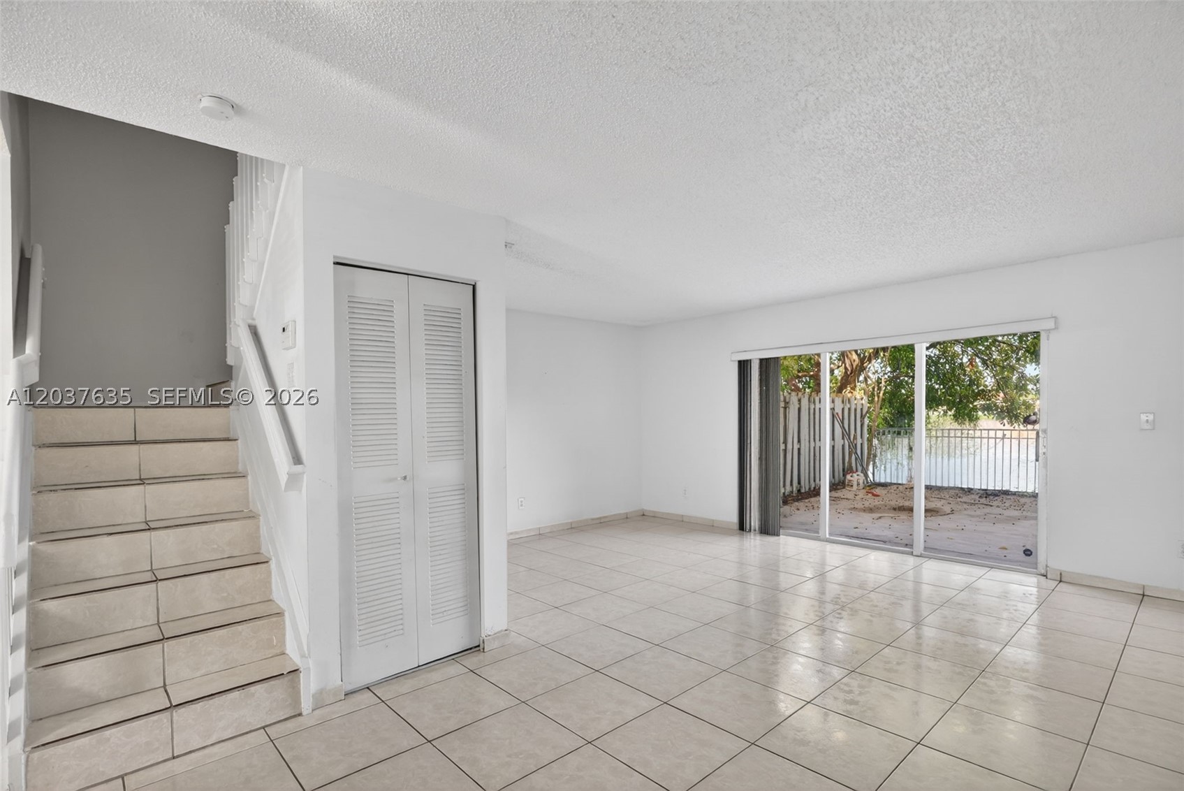 WEITZER SERENA LAKES TOWN - Residential