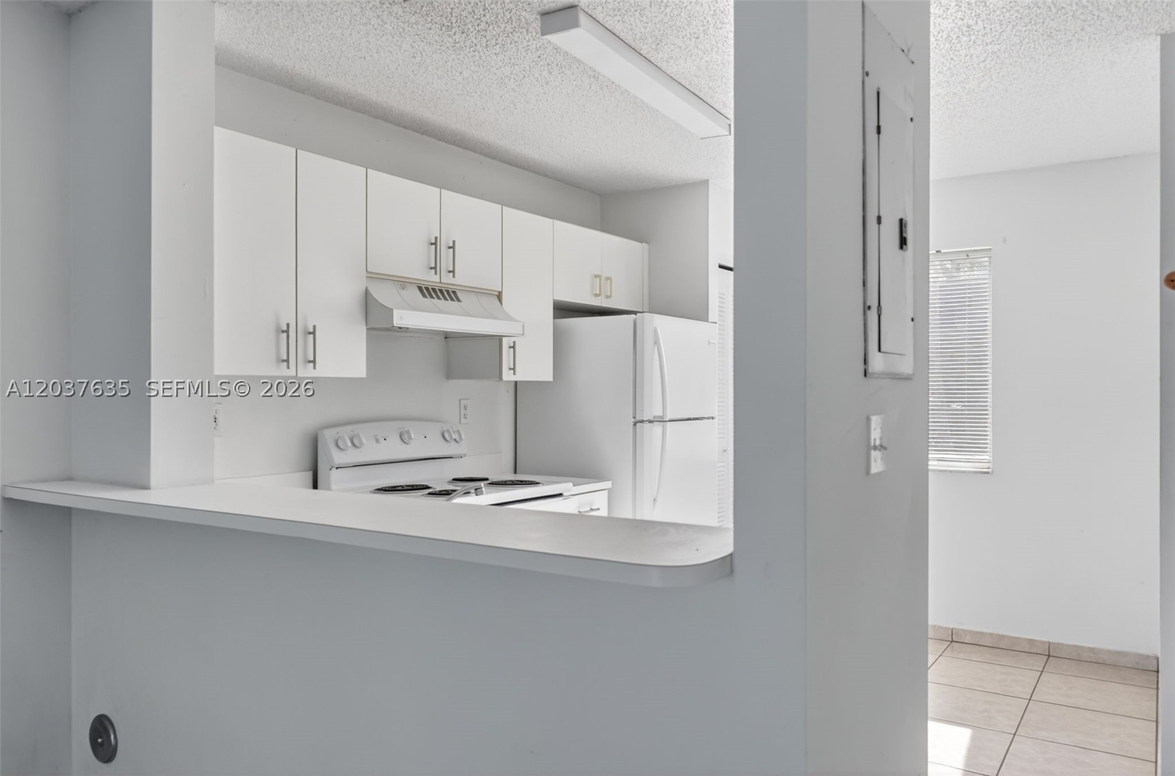 WEITZER SERENA LAKES TOWN - Residential