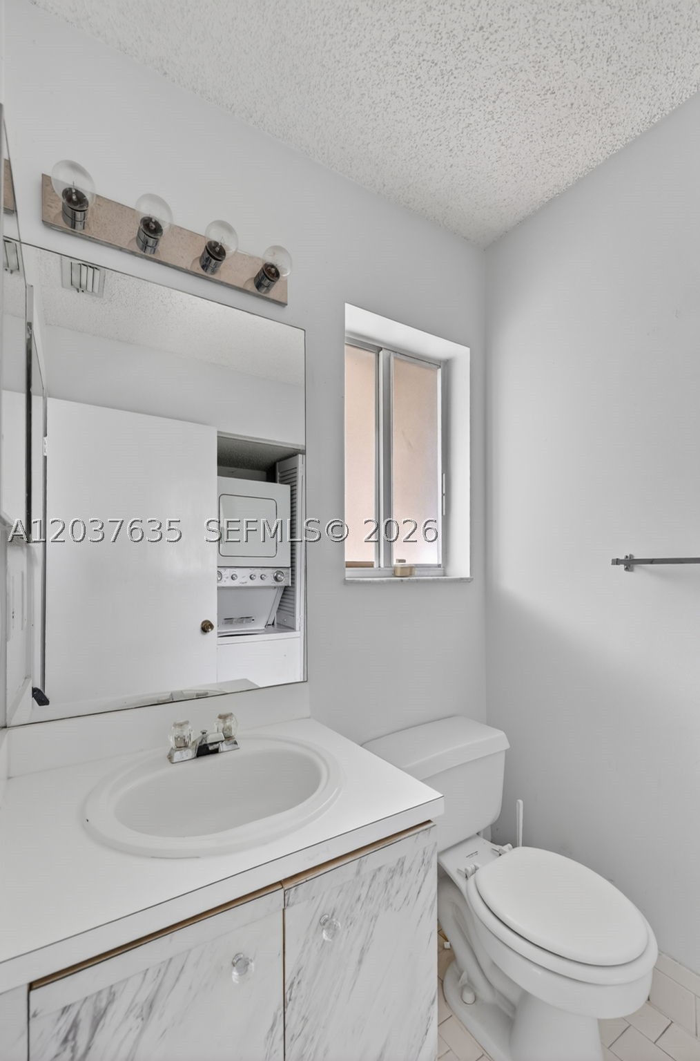 WEITZER SERENA LAKES TOWN - Residential