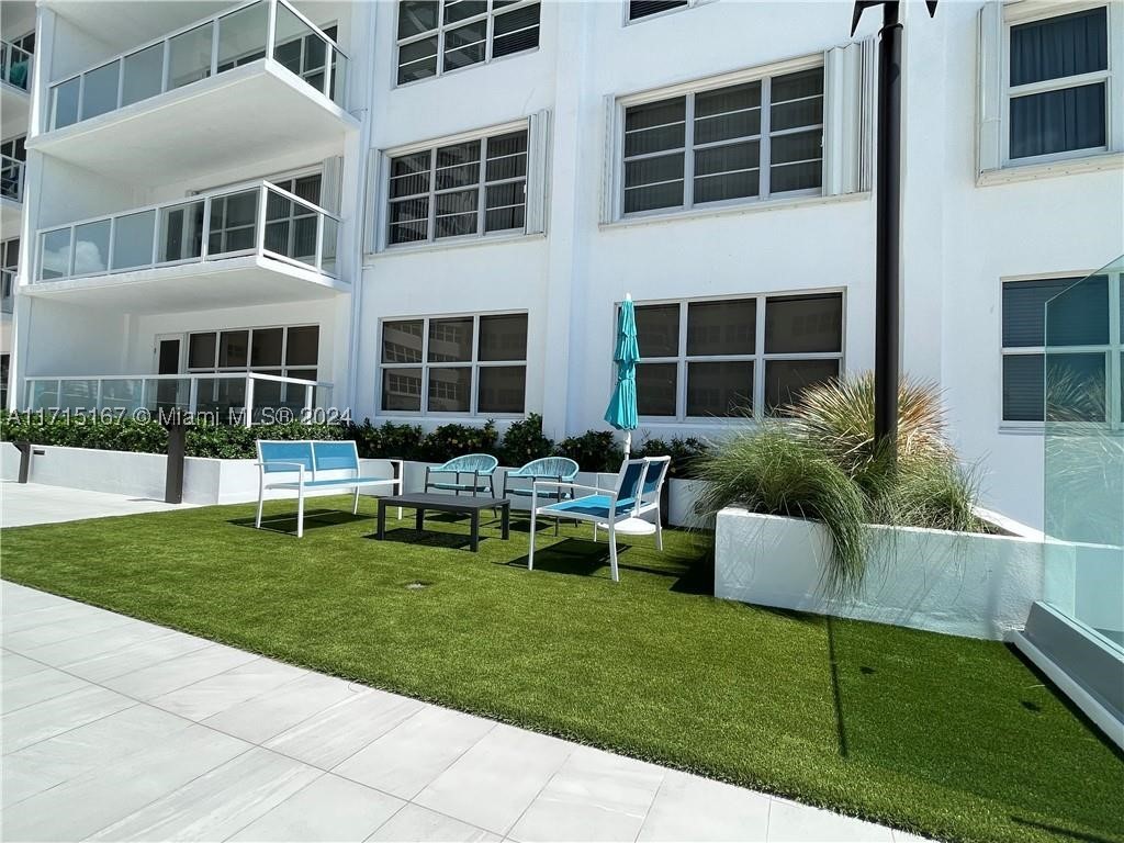 REGENCY TOWER SOUTH CONDO - Residential
