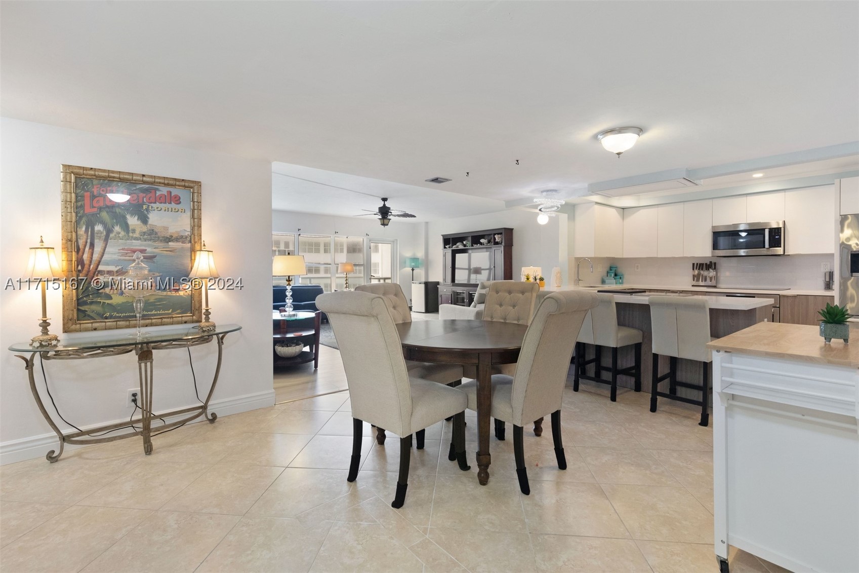 REGENCY TOWER SOUTH CONDO - Residential