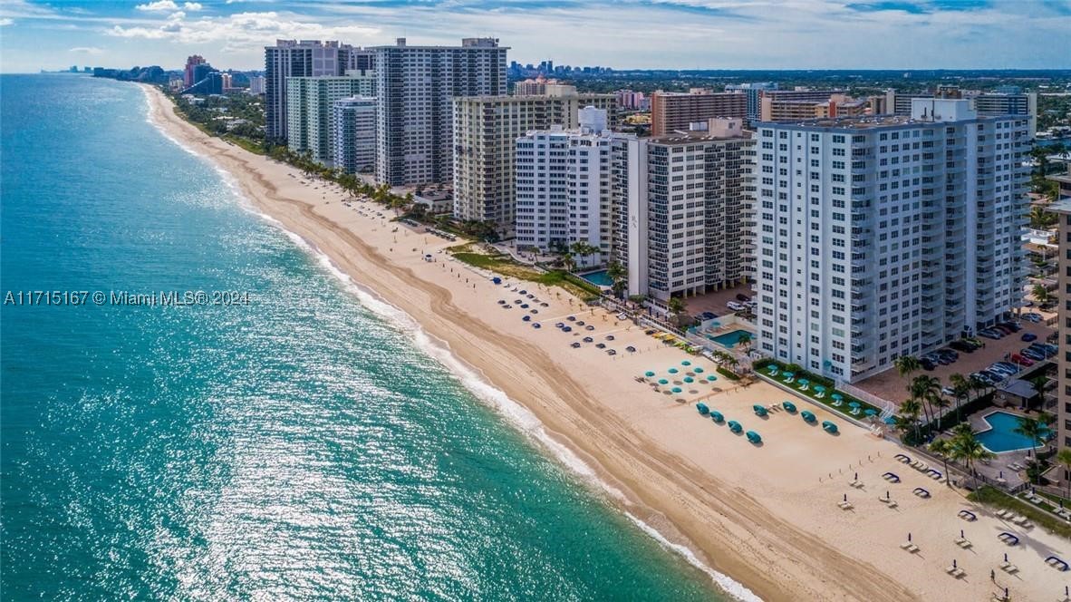 REGENCY TOWER SOUTH CONDO - Residential