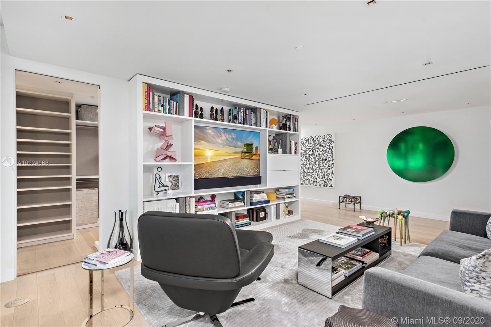 THE CARIBBEAN CONDO - Residential
