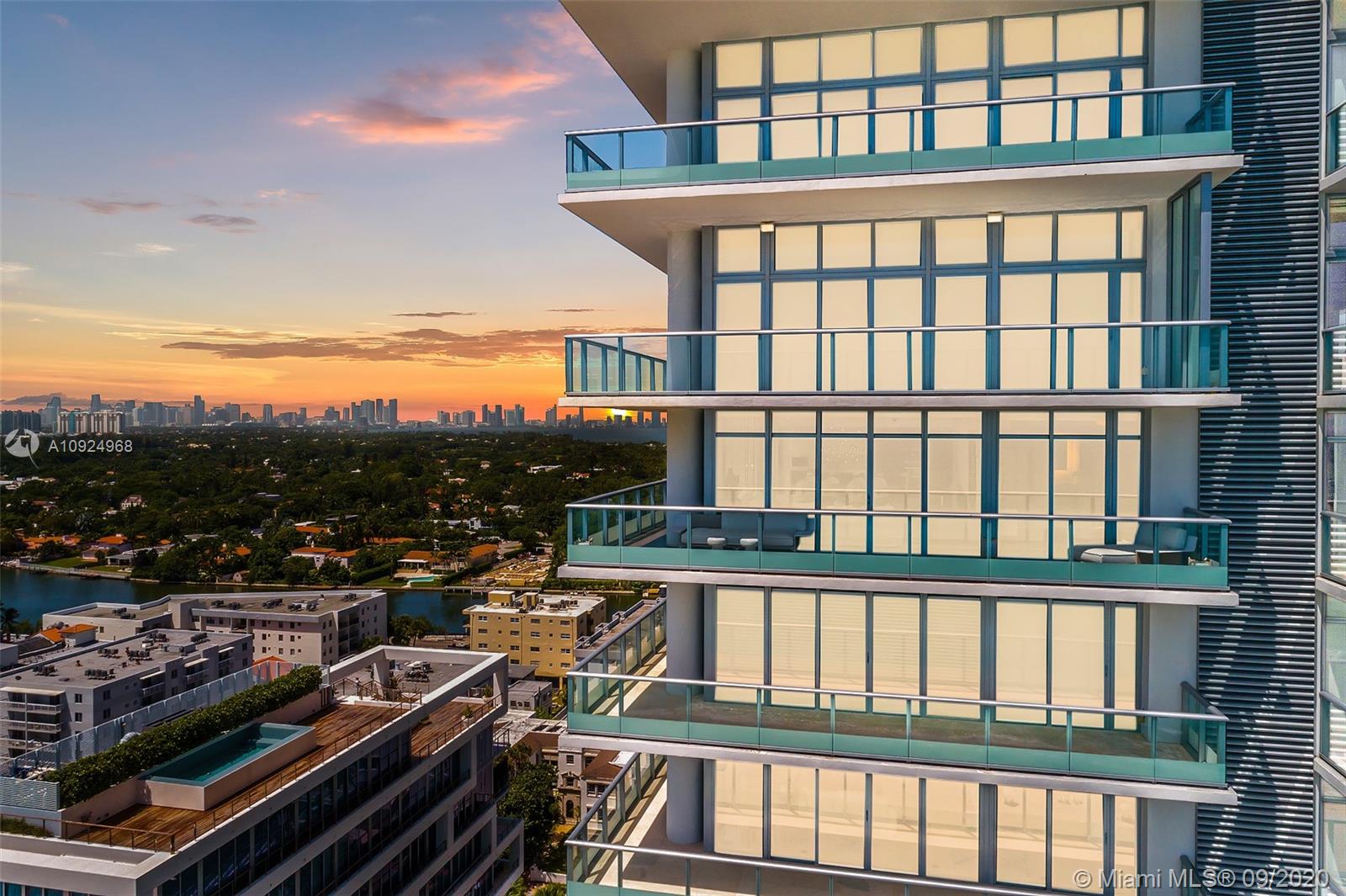THE CARIBBEAN CONDO - Residential