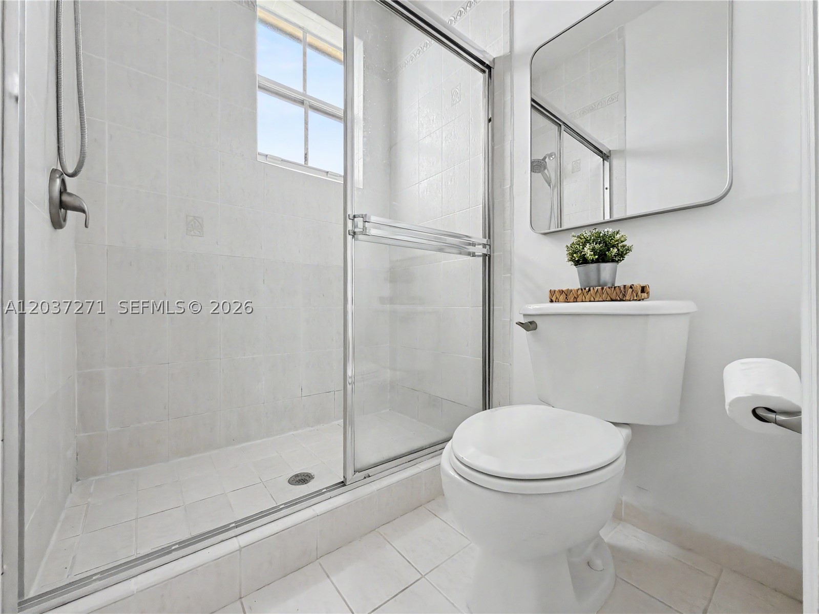 HAMPTON ISLES CONDO - Residential
