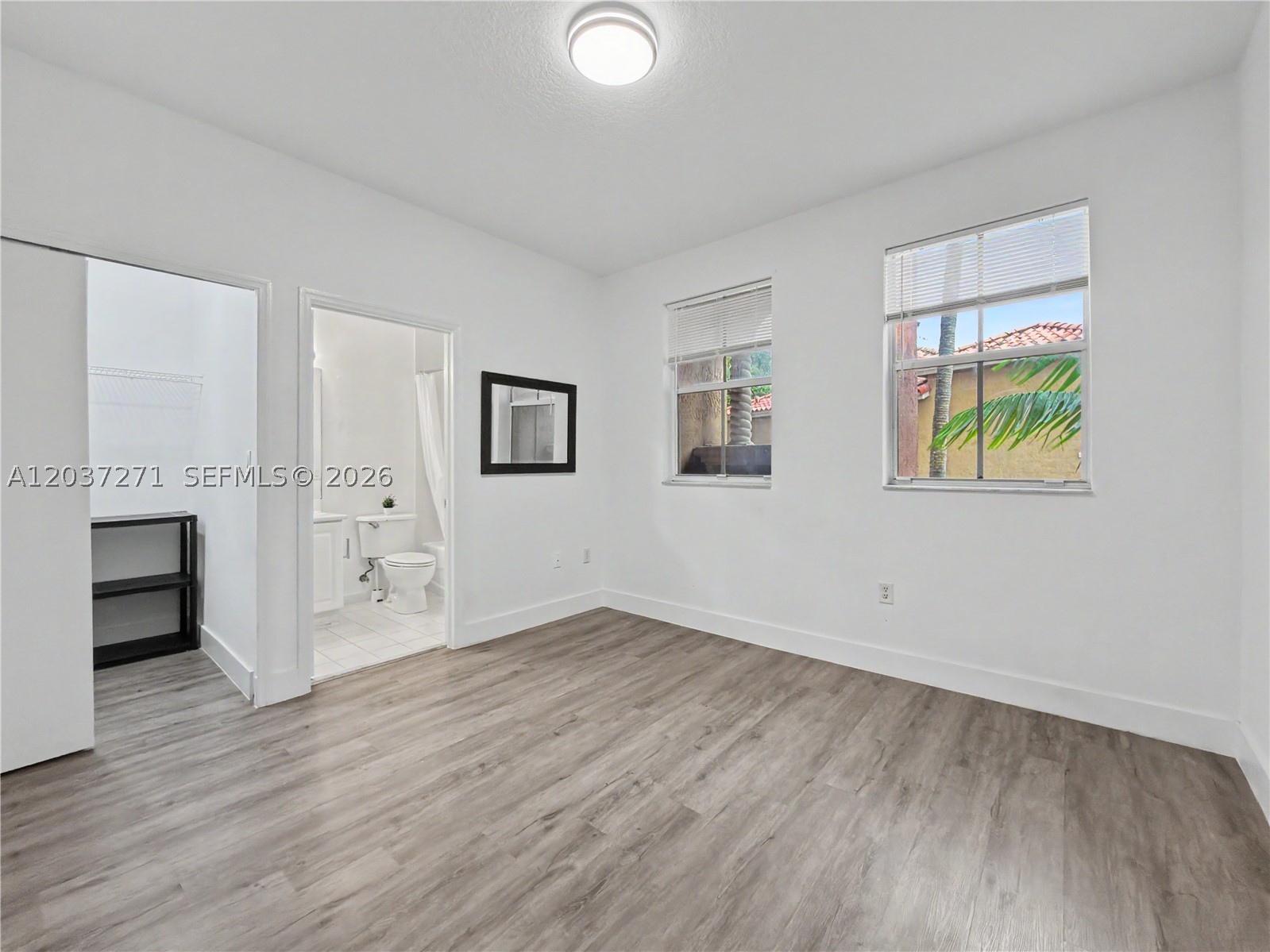 HAMPTON ISLES CONDO - Residential