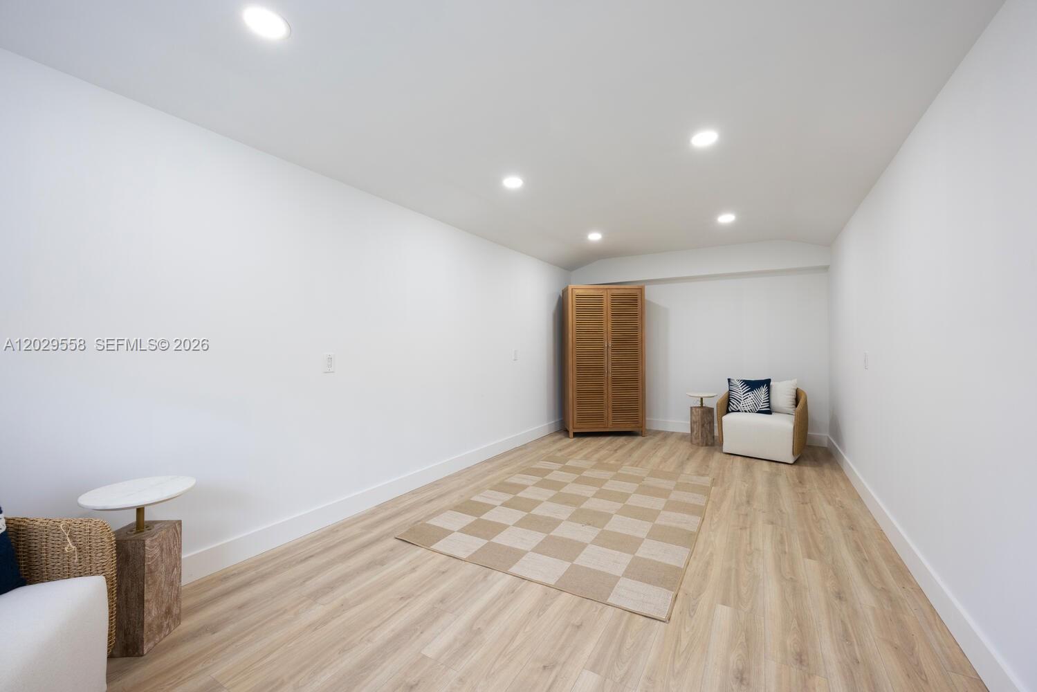 Acreage - Residential