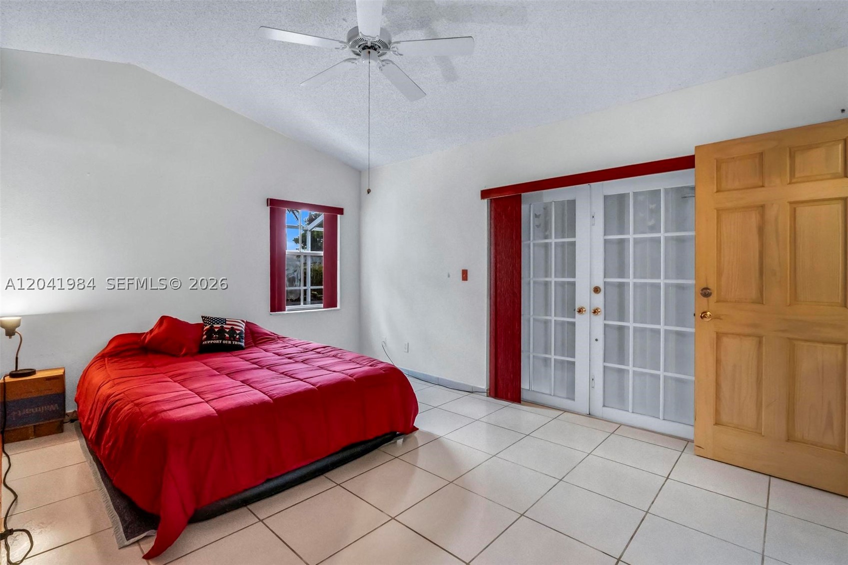CHAPEL TRAIL REPLAT - Residential
