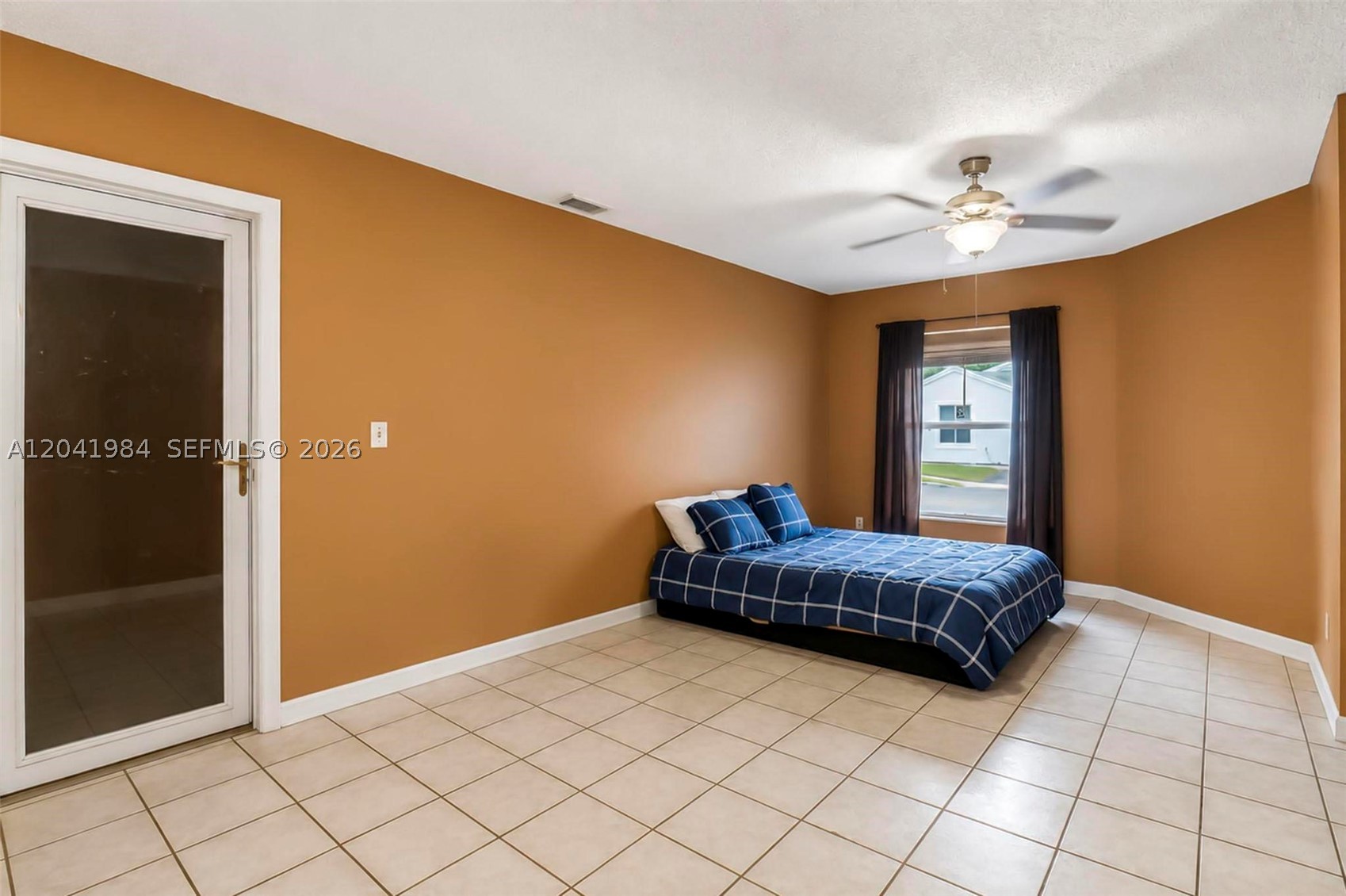 CHAPEL TRAIL REPLAT - Residential