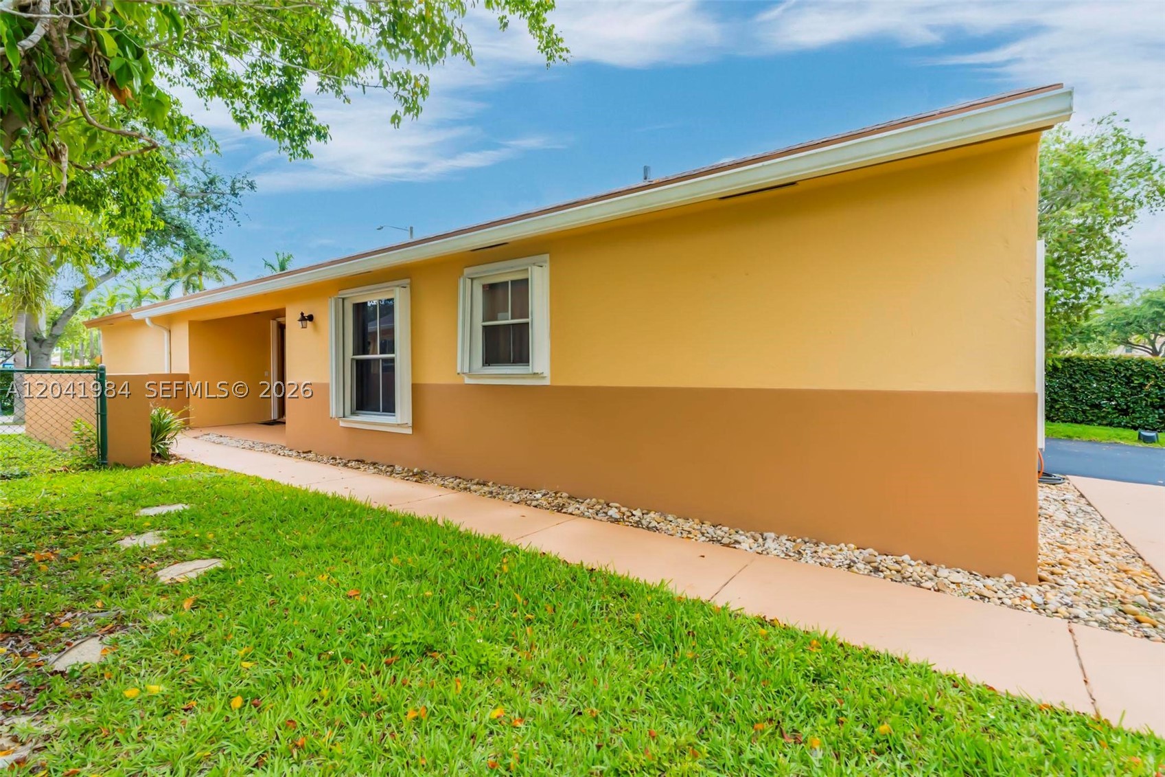 CHAPEL TRAIL REPLAT - Residential
