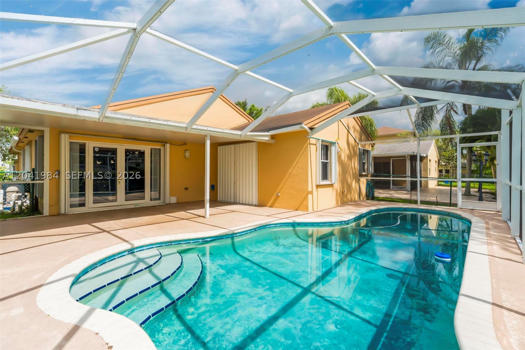 CHAPEL TRAIL REPLAT - Residential