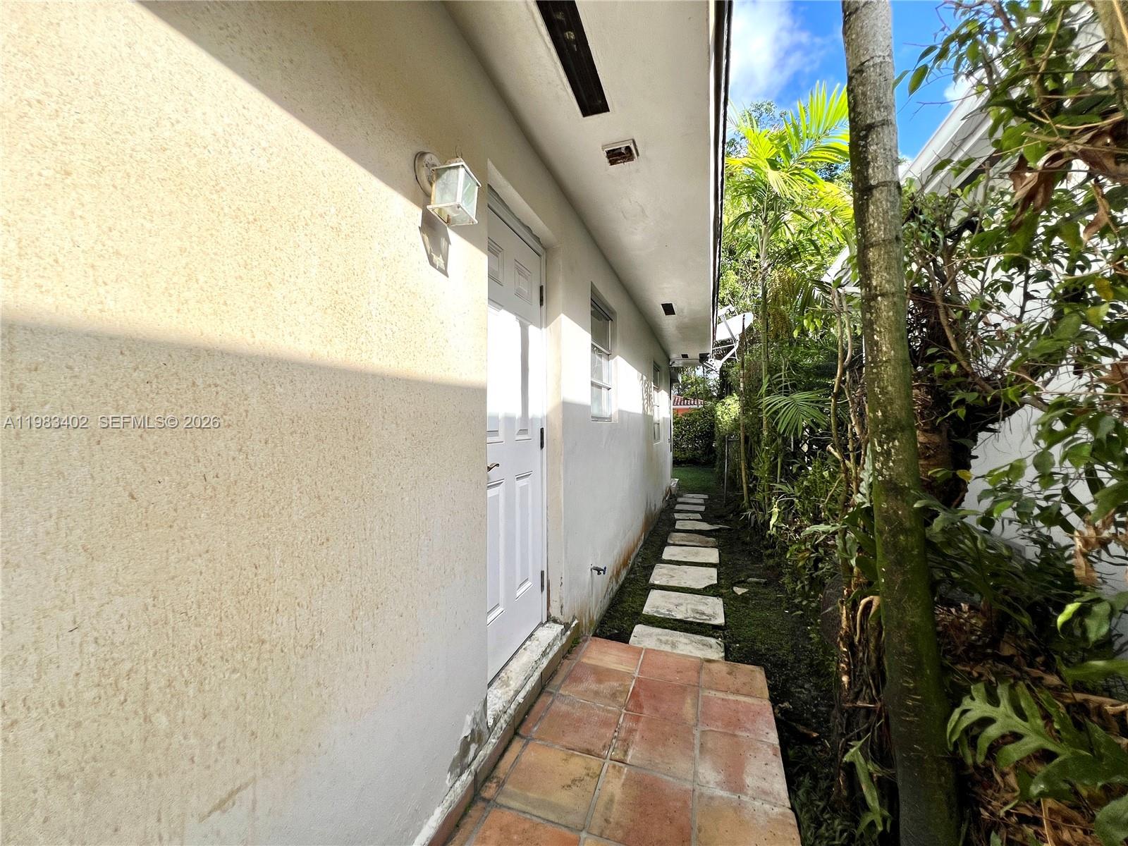 CORAL GABLES GRANADA SEC - Residential