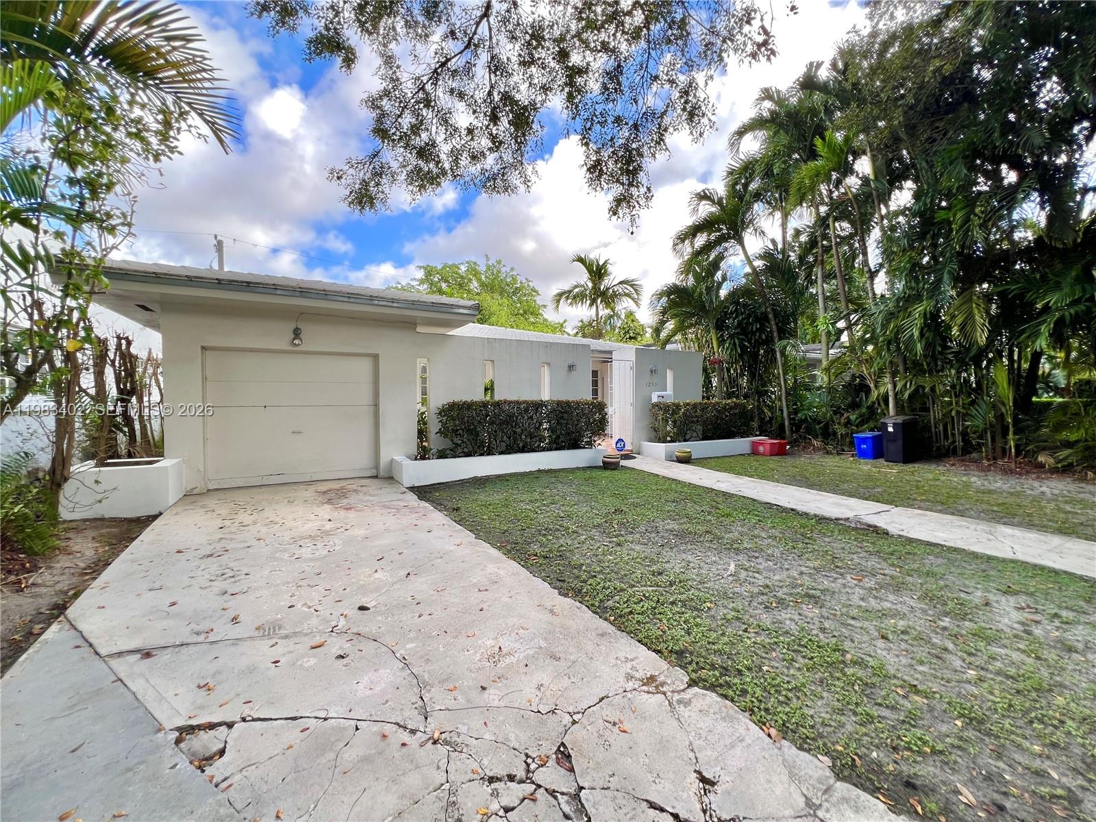 CORAL GABLES GRANADA SEC - Residential