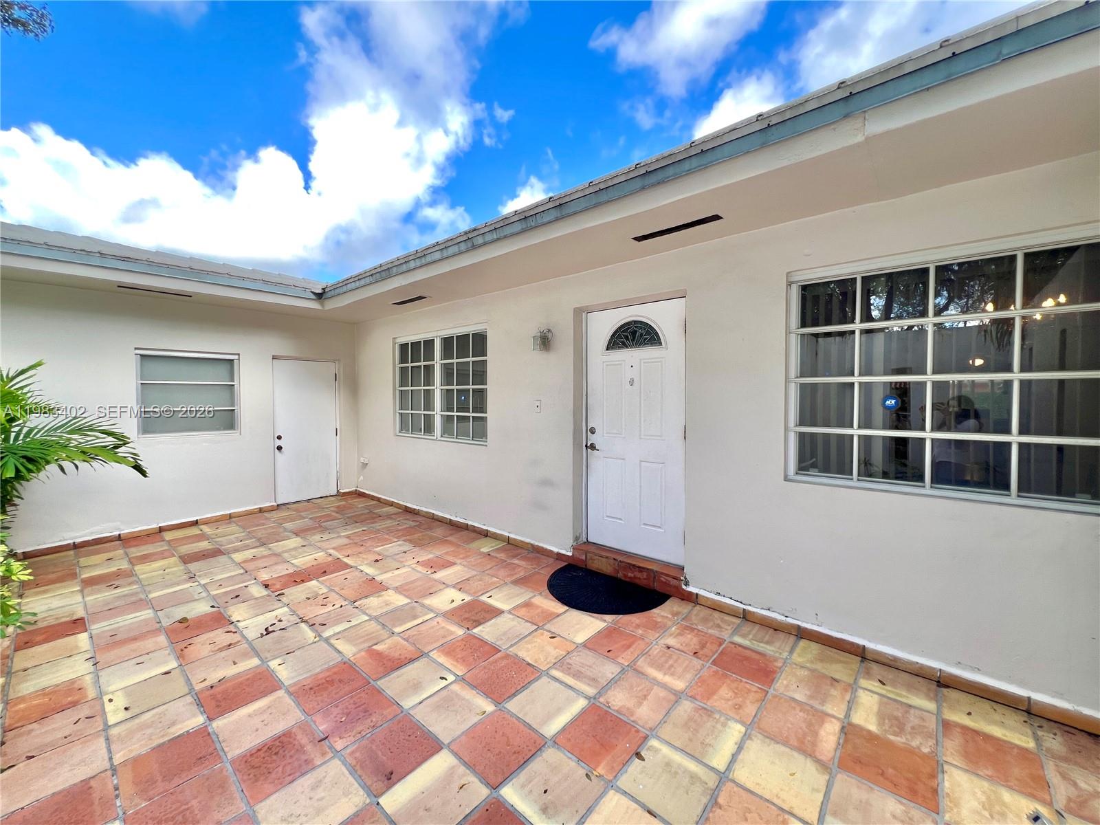 CORAL GABLES GRANADA SEC - Residential