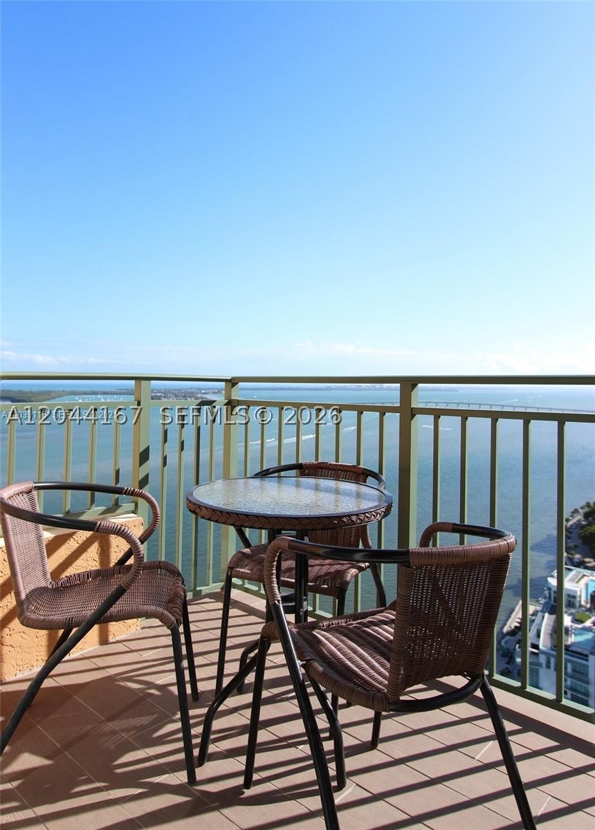 THE MARK ON BRICKELL COND - Residential Lease