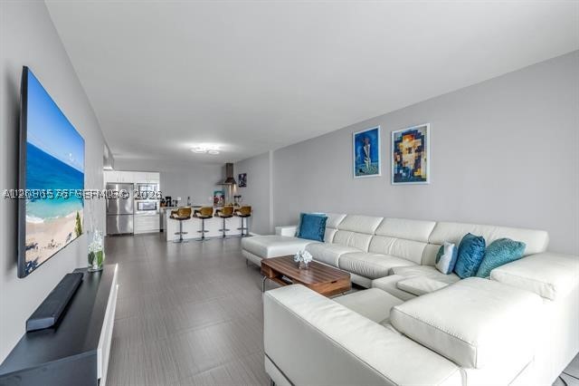 OCEANVIEW BUILDING A COND - Residential Lease