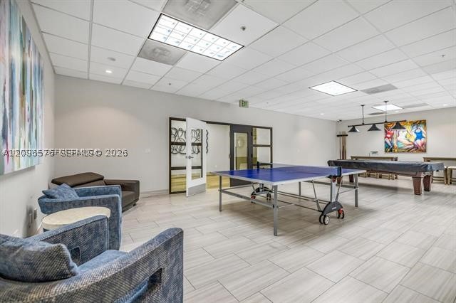 OCEANVIEW BUILDING A COND - Residential Lease