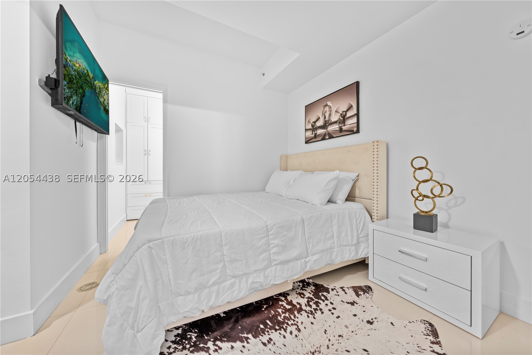 INFINITY AT BRICKELL COND - Residential Lease