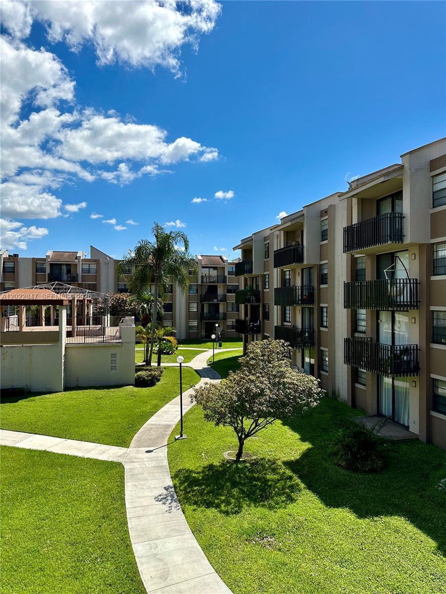 WESTBIRD VILLAGE CONDO - Residential Lease