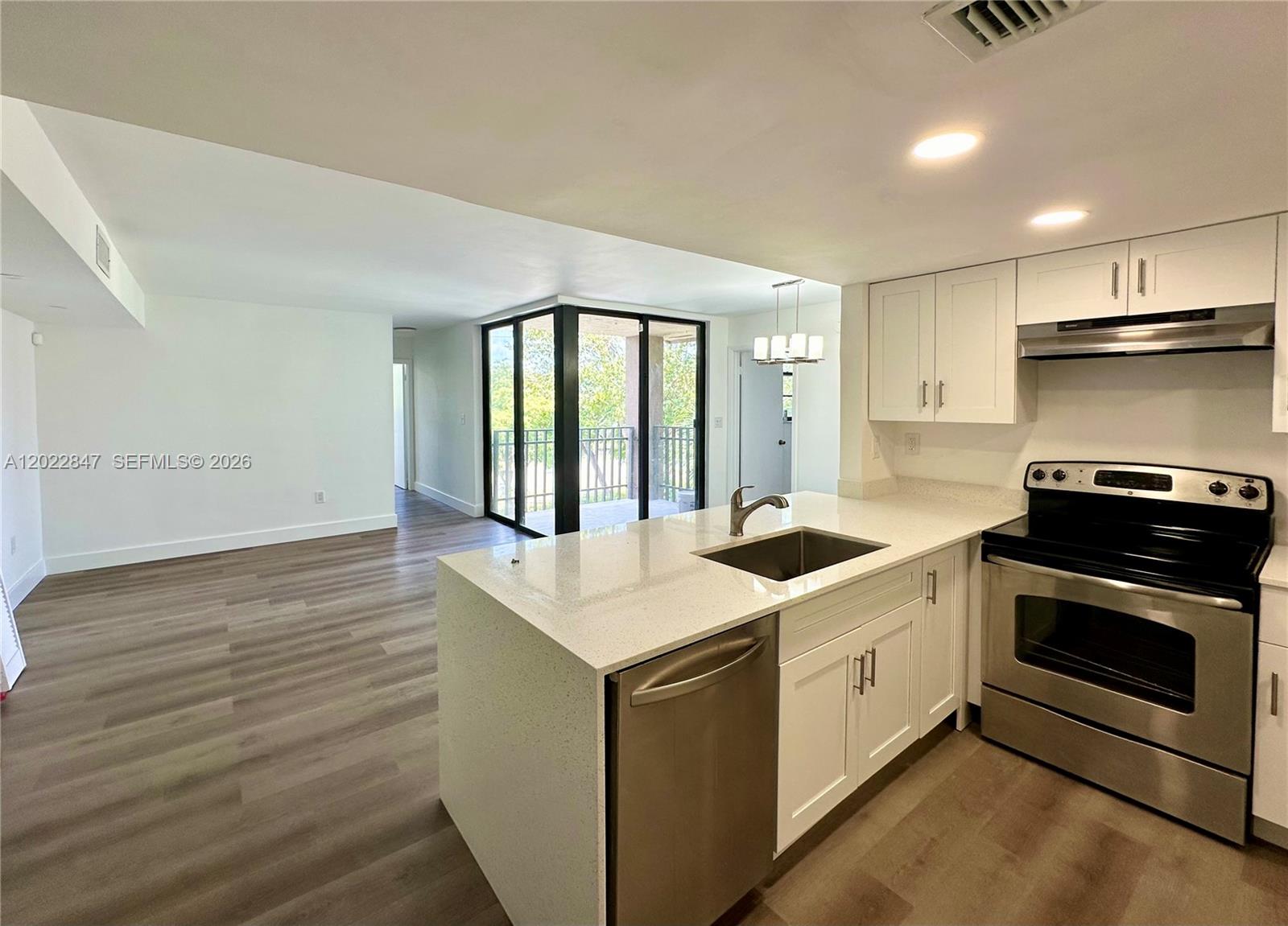 WESTBIRD VILLAGE CONDO - Residential Lease