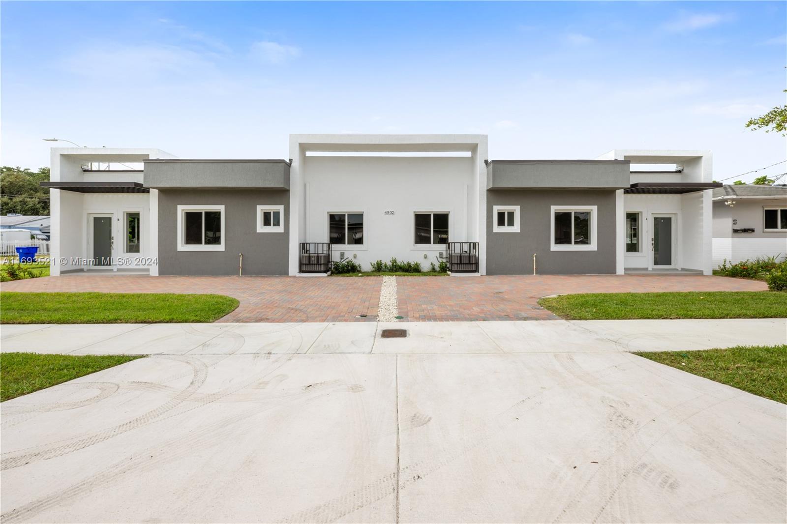 Brand New 2-Bedroom Apartment for Rent! This spacious 940 Sq.Ft. corner unit offers 2 bedrooms, 2 bathrooms, and a contemporary kitchen with stainless steel appliances. Enjoy the added benefits of an outdoor space, high-impact windows, and two assigned parking spaces. This newly constructed unit is perfect for anyone looking to enjoy modern comforts in a fresh and welcoming space.