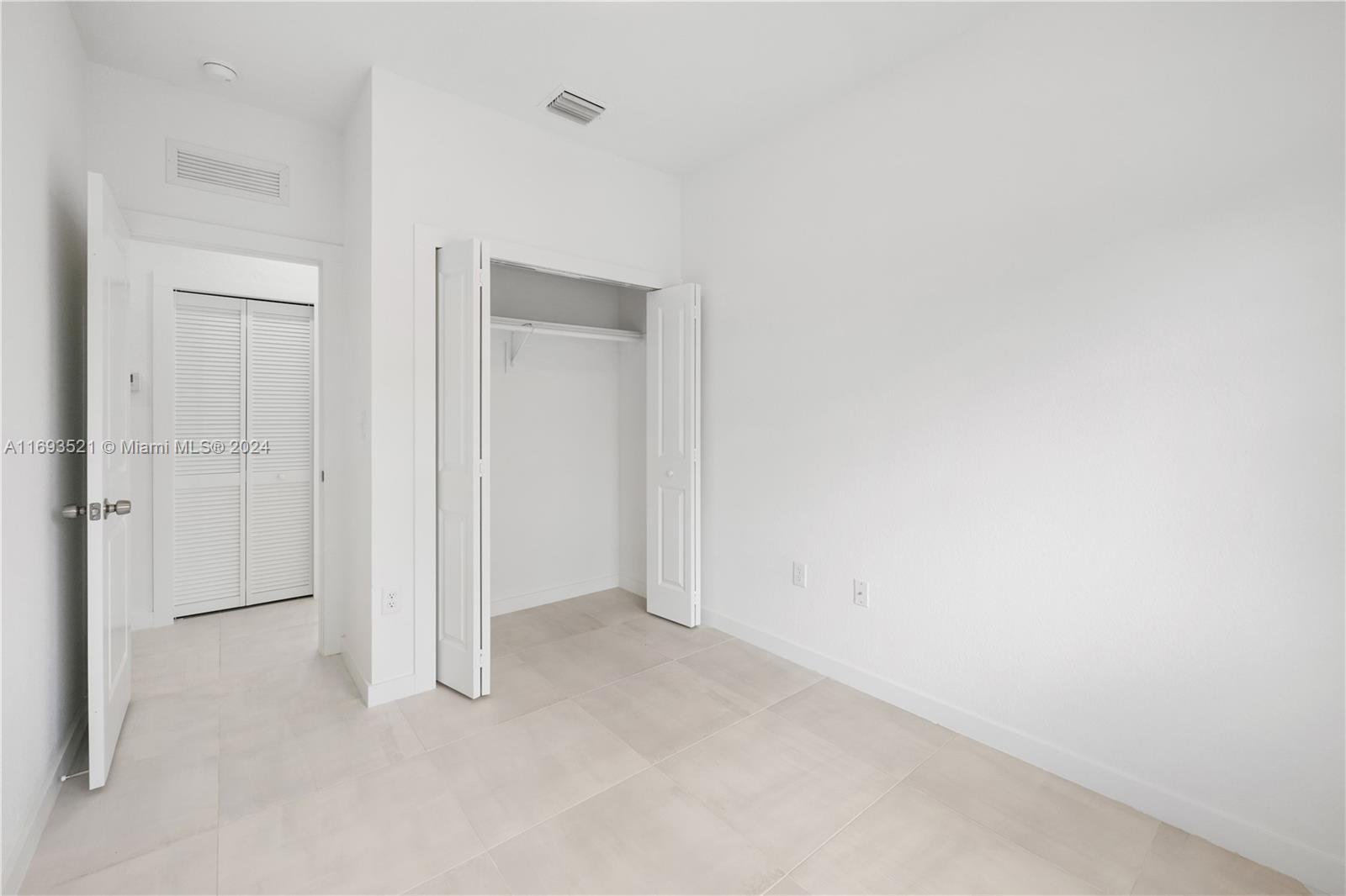 N MIAMI ESTATES - Residential Lease