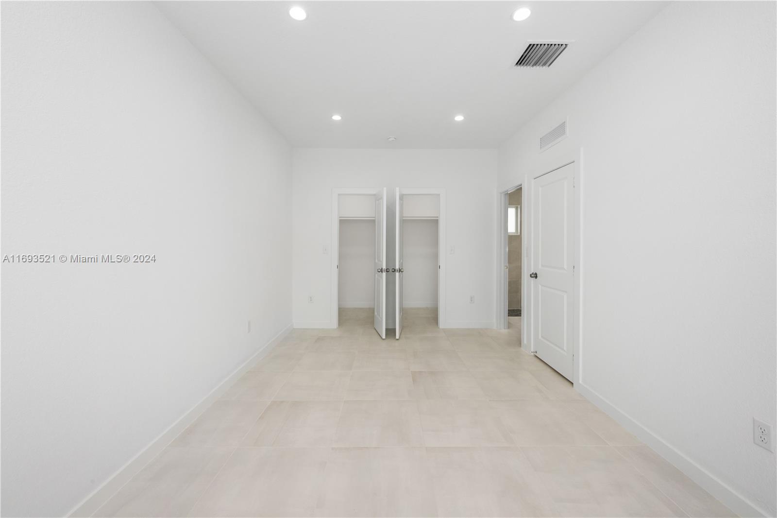 N MIAMI ESTATES - Residential Lease