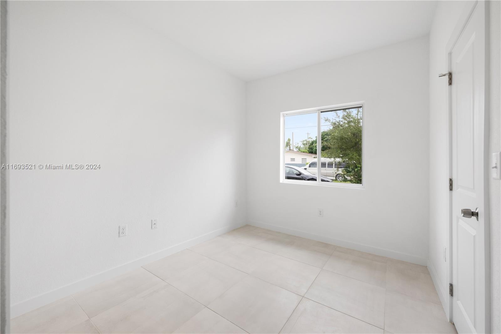 N MIAMI ESTATES - Residential Lease