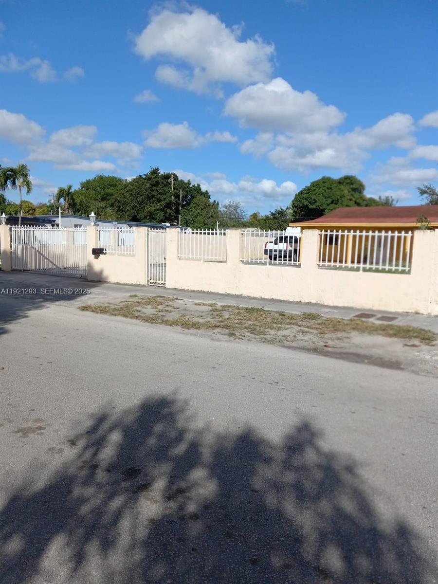 THE TROPICS AMD - Residential