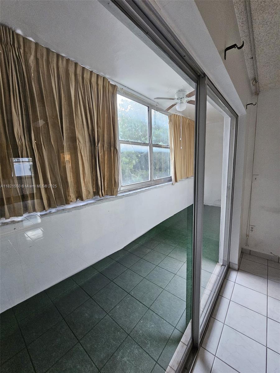 ST ANDREWS COURT CONDO - Residential Lease