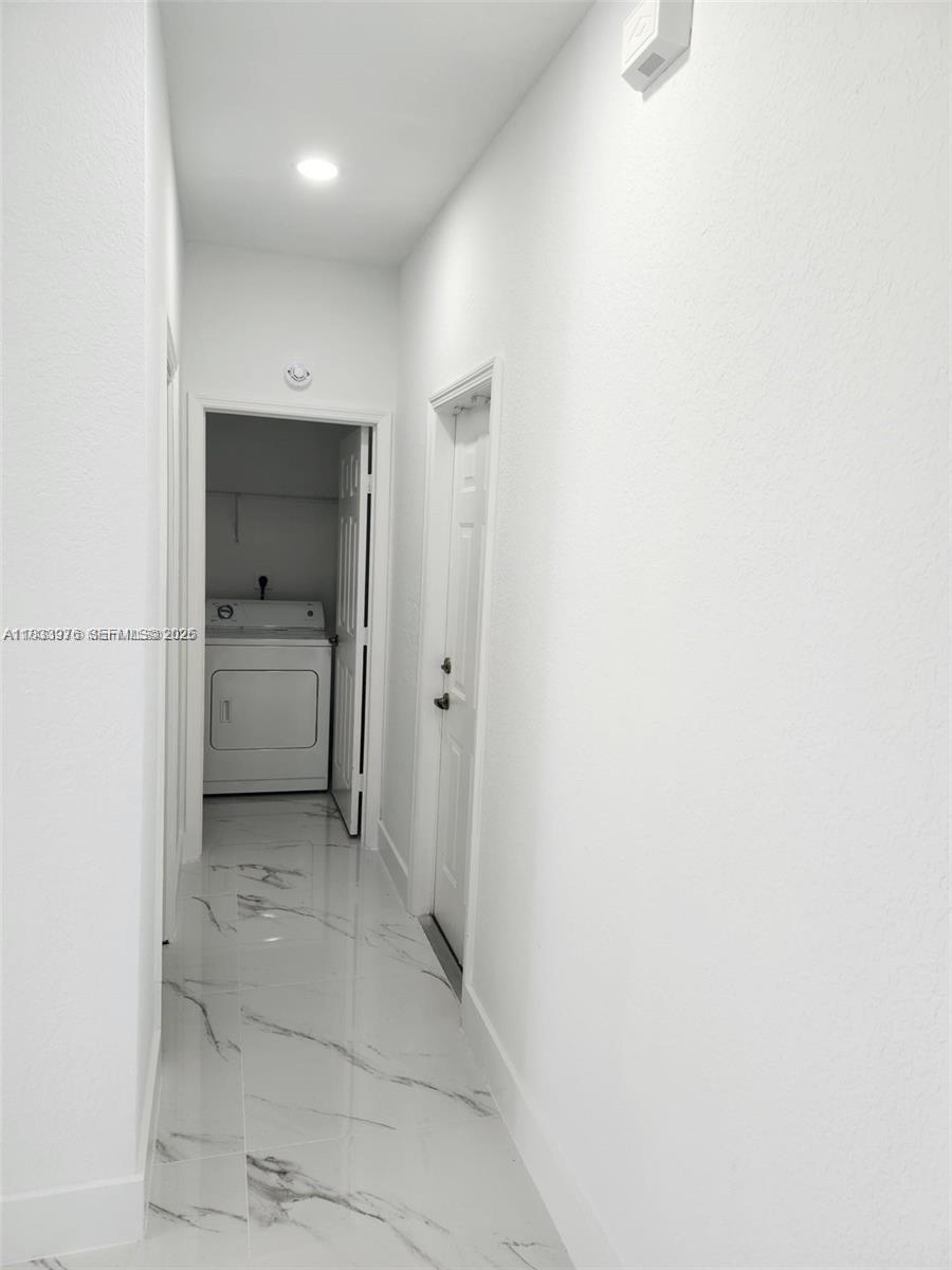 ISLANDS AT DORAL - Residential