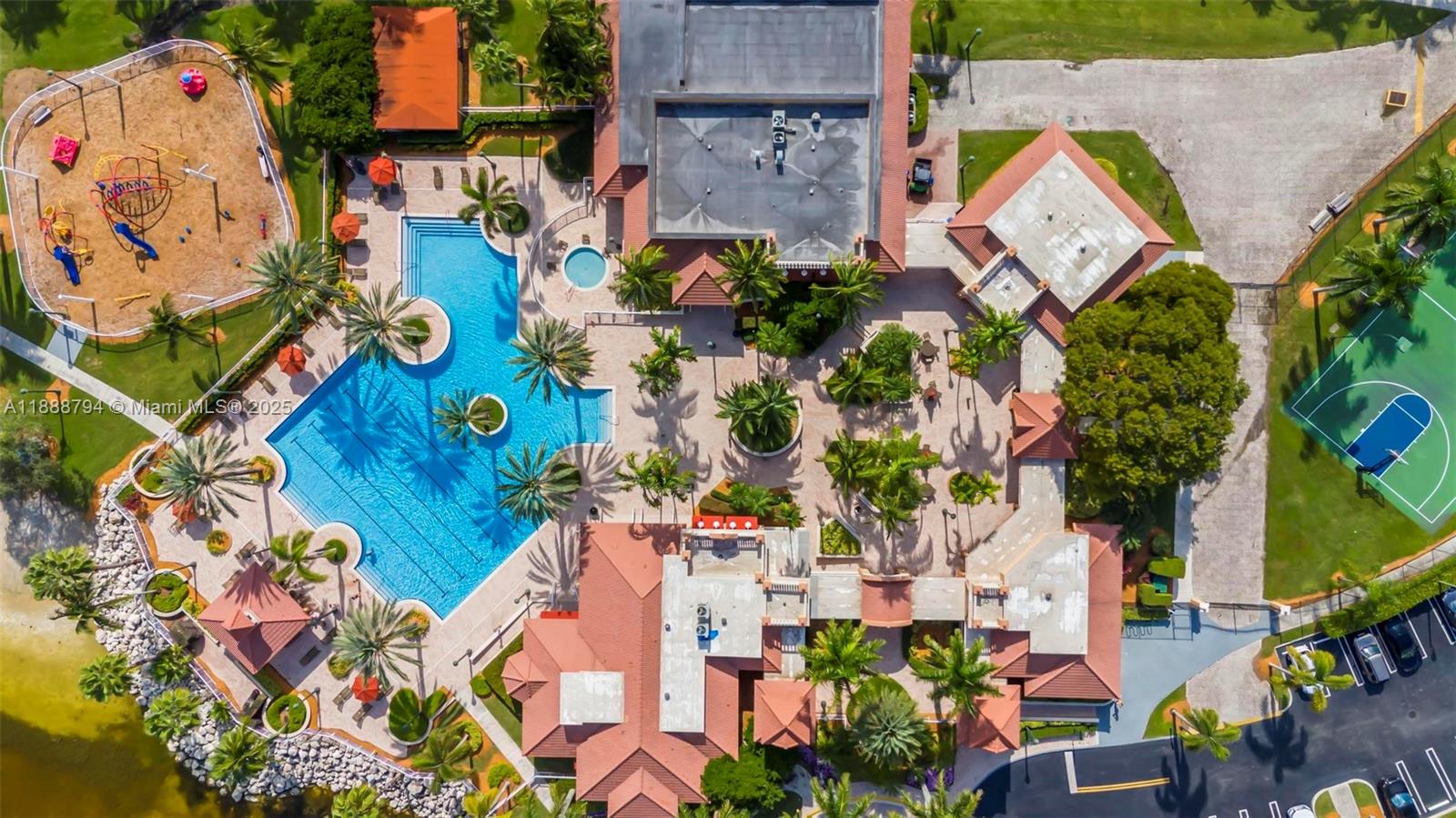 SUNSET LAKES PLAT TWO - Residential