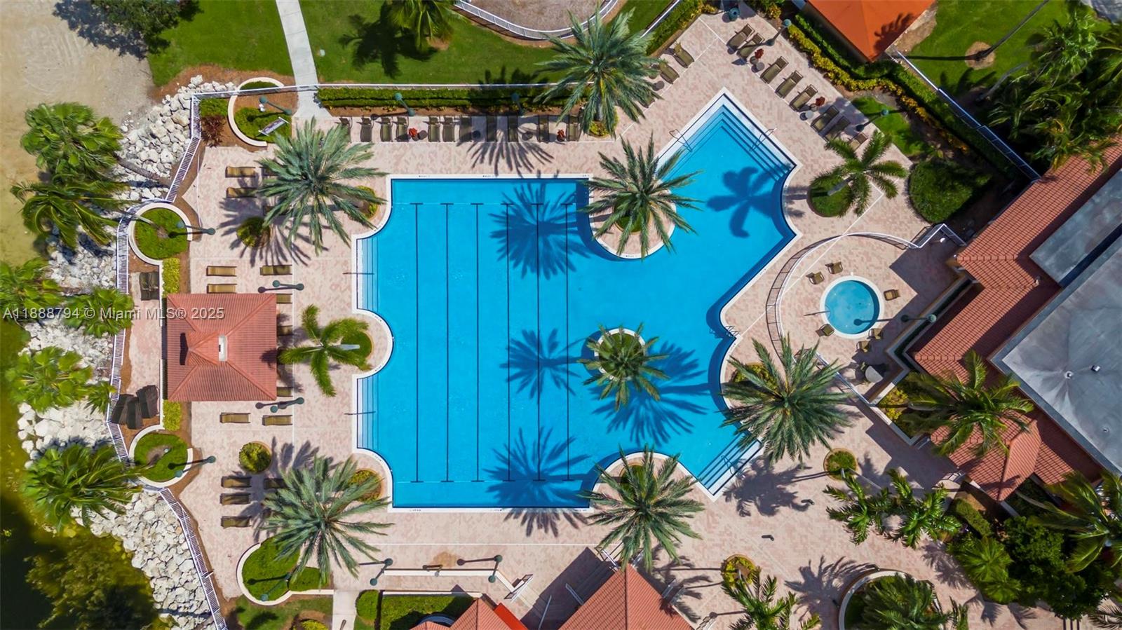SUNSET LAKES PLAT TWO - Residential
