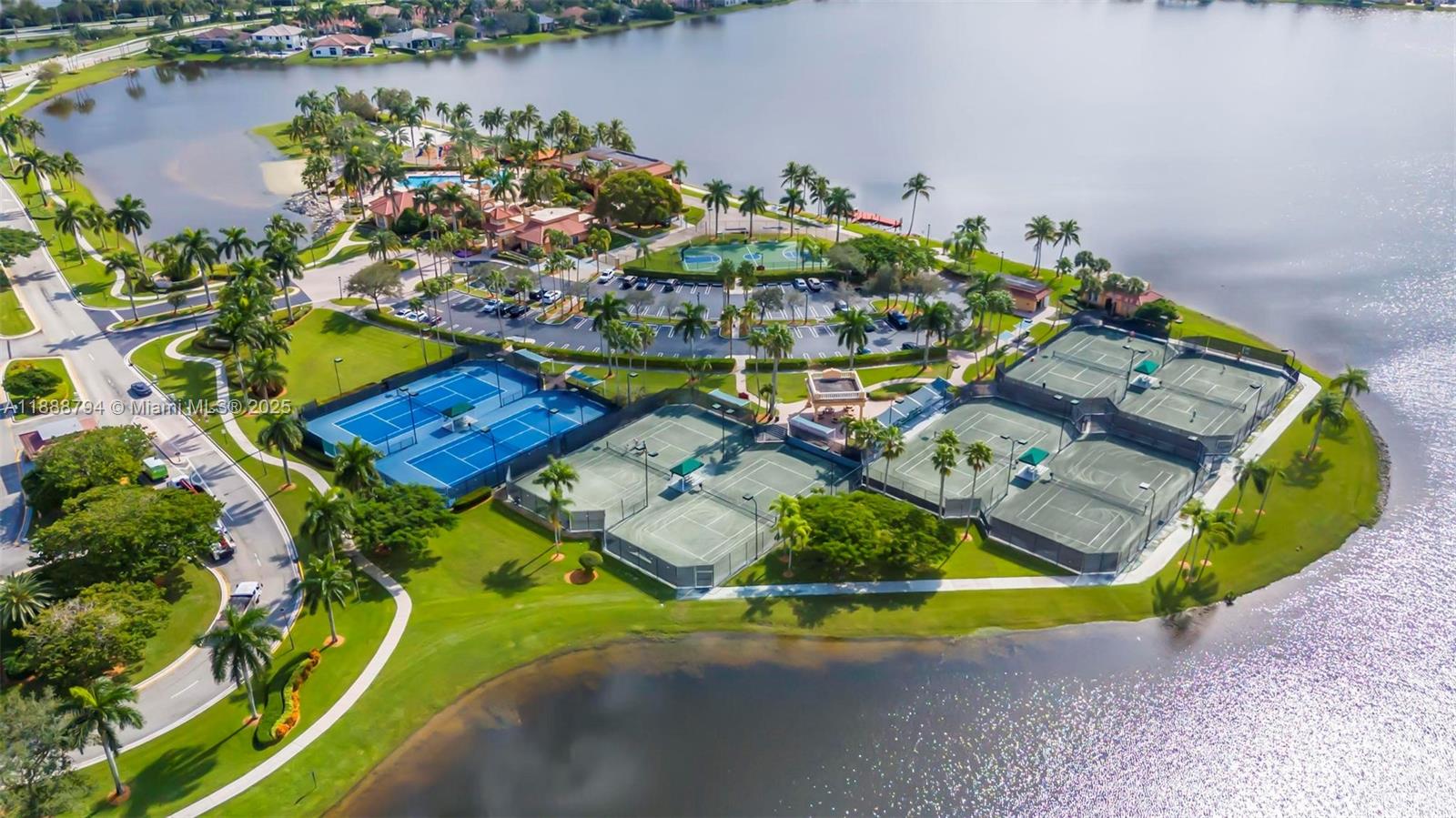 SUNSET LAKES PLAT TWO - Residential
