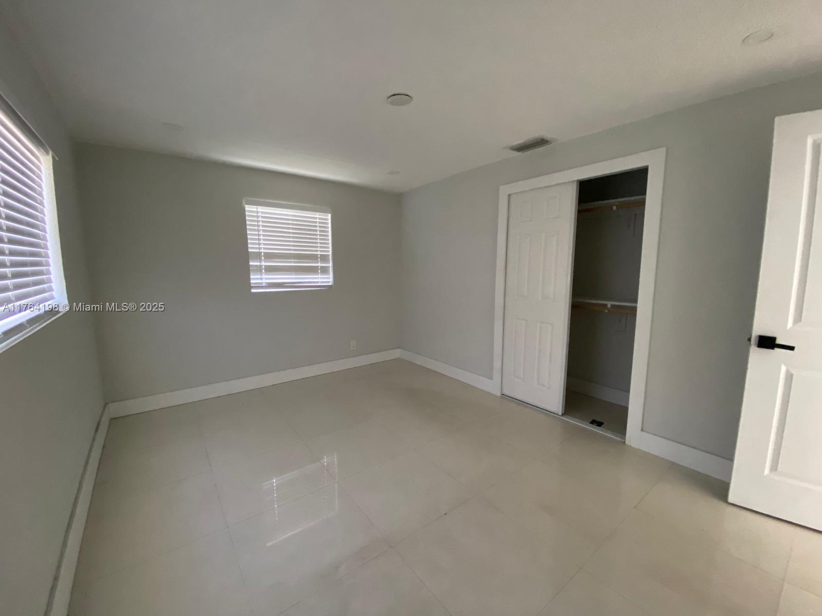 PLAYLAND ISLES - Residential