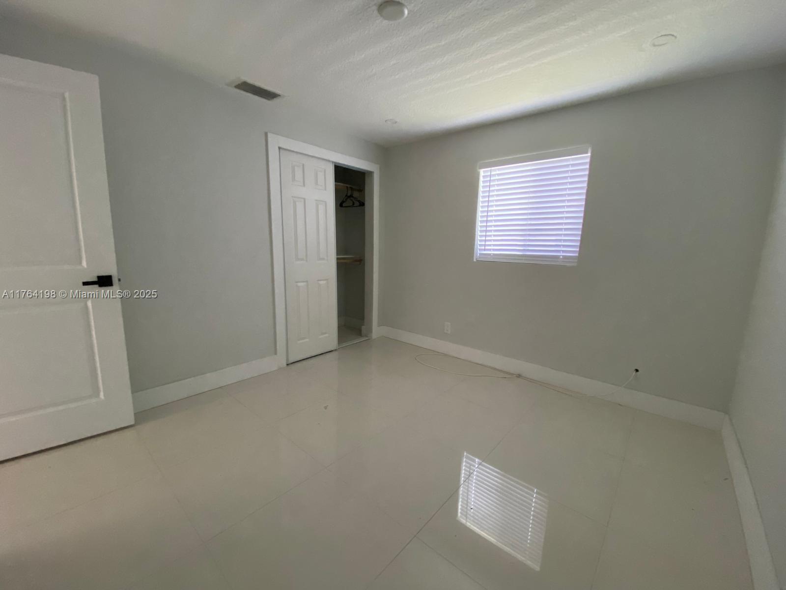 PLAYLAND ISLES - Residential
