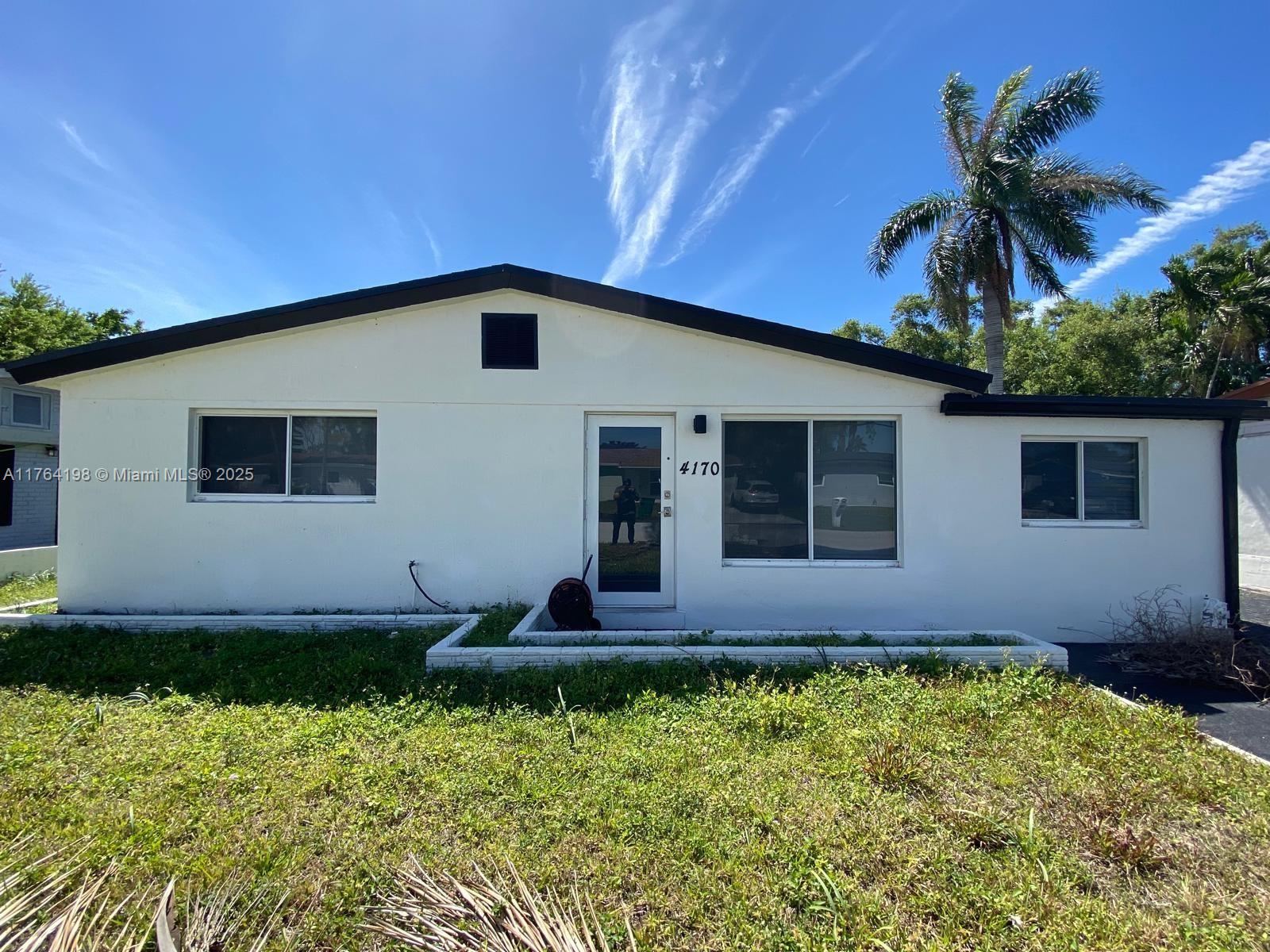 PLAYLAND ISLES - Residential