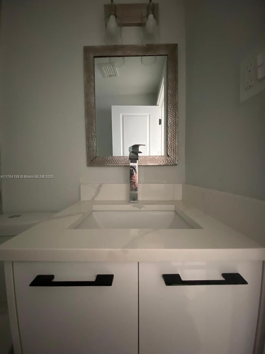 PLAYLAND ISLES - Residential