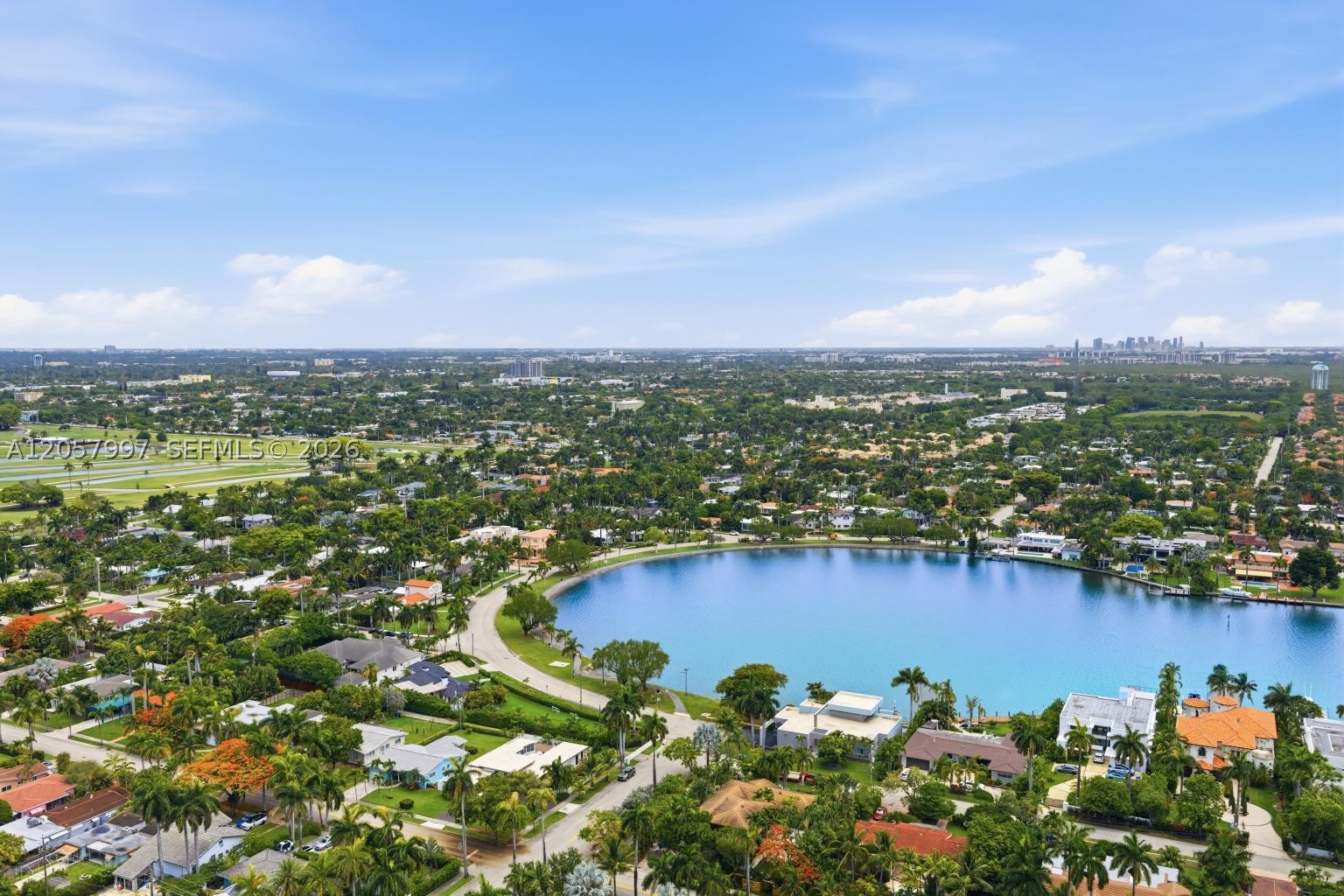 HOLLYWOOD LAKES SECTION - Residential